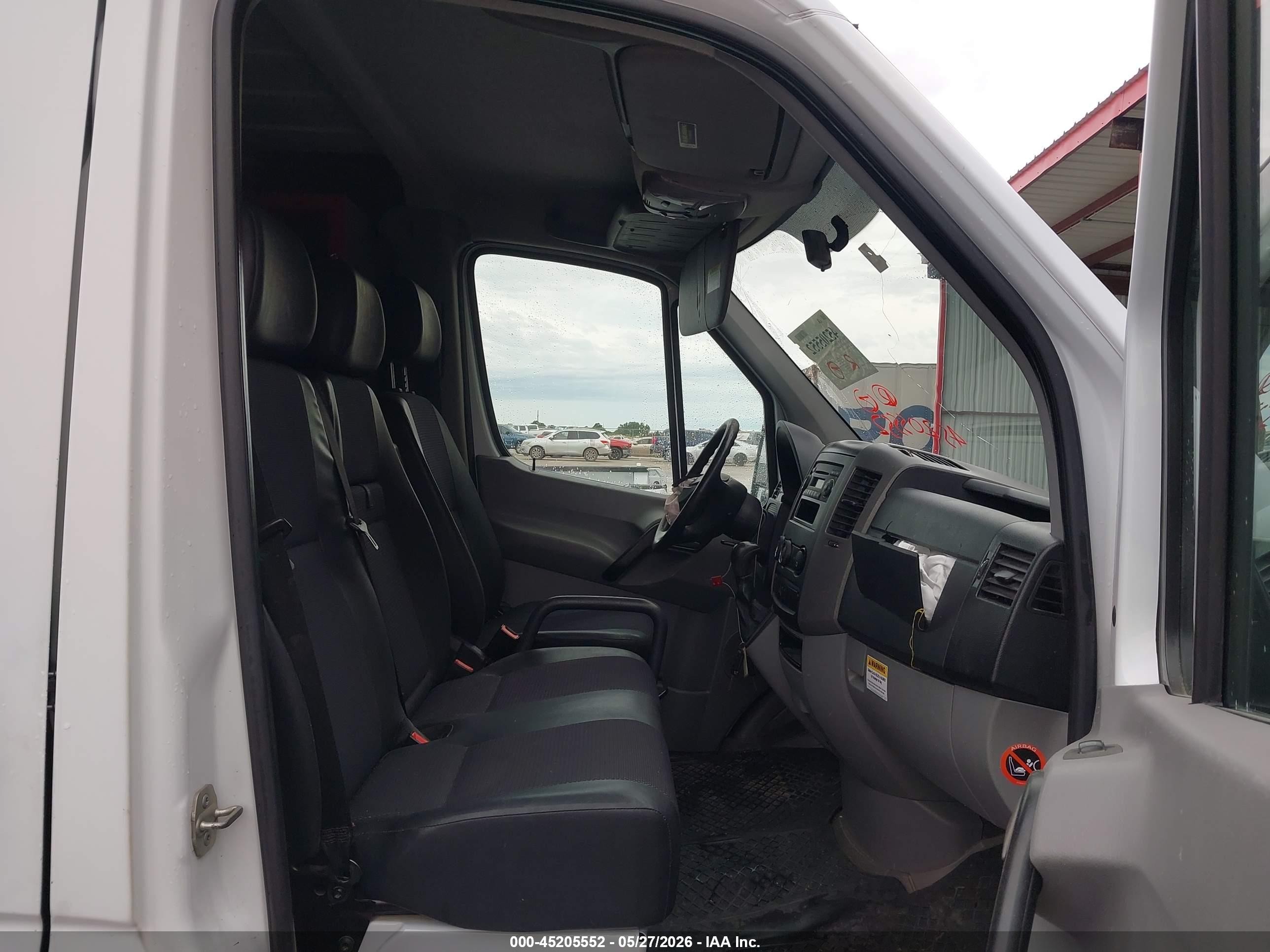 2013 Mercedes-benz Sprinter 2500 Normal Roof White vin: WD3PE7CC1D5788241