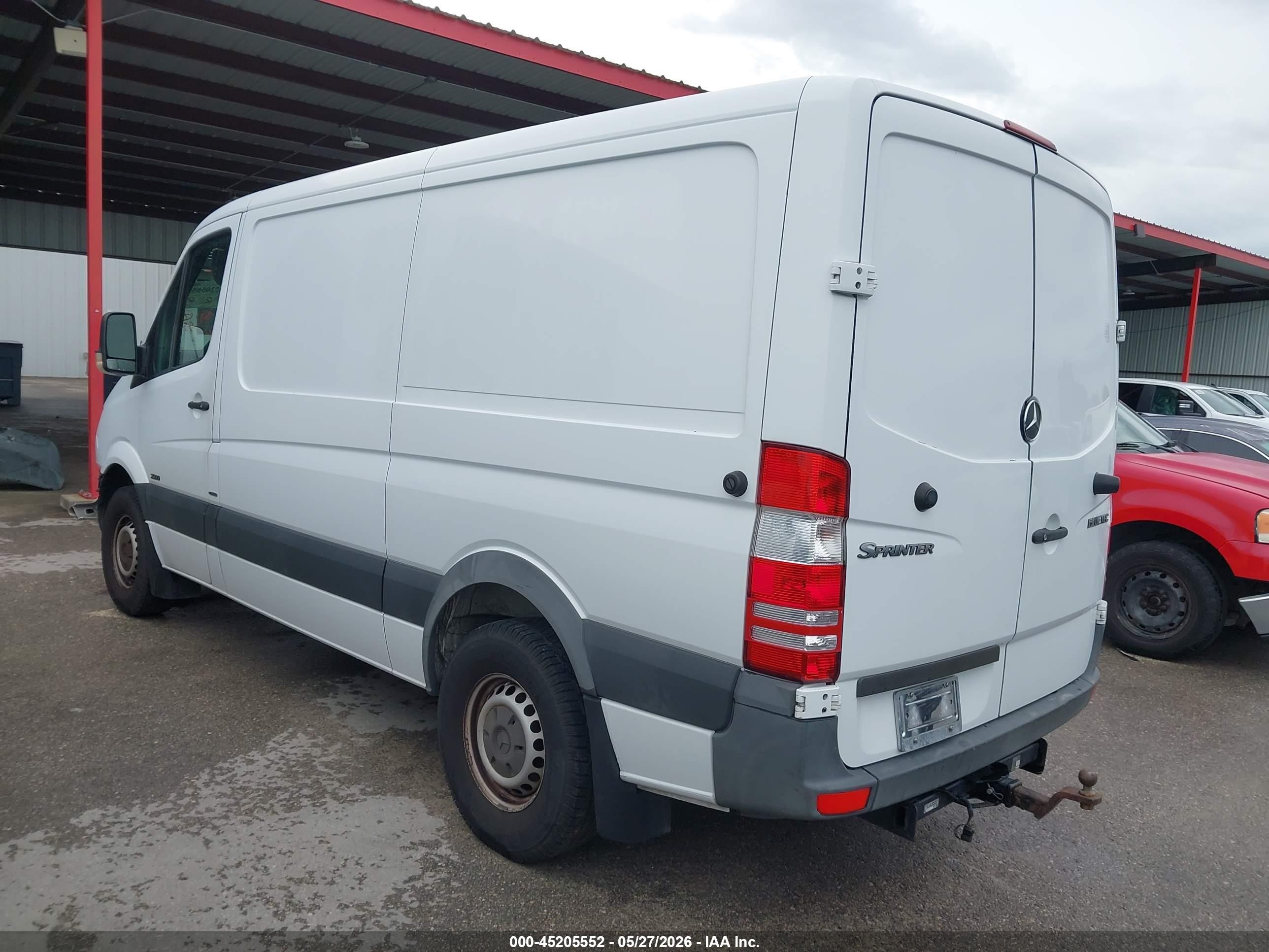 2013 Mercedes-benz Sprinter 2500 Normal Roof White vin: WD3PE7CC1D5788241