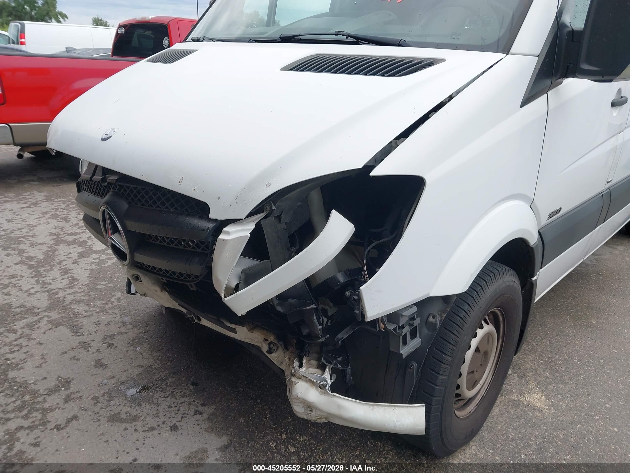 2013 Mercedes-benz Sprinter 2500 Normal Roof White vin: WD3PE7CC1D5788241