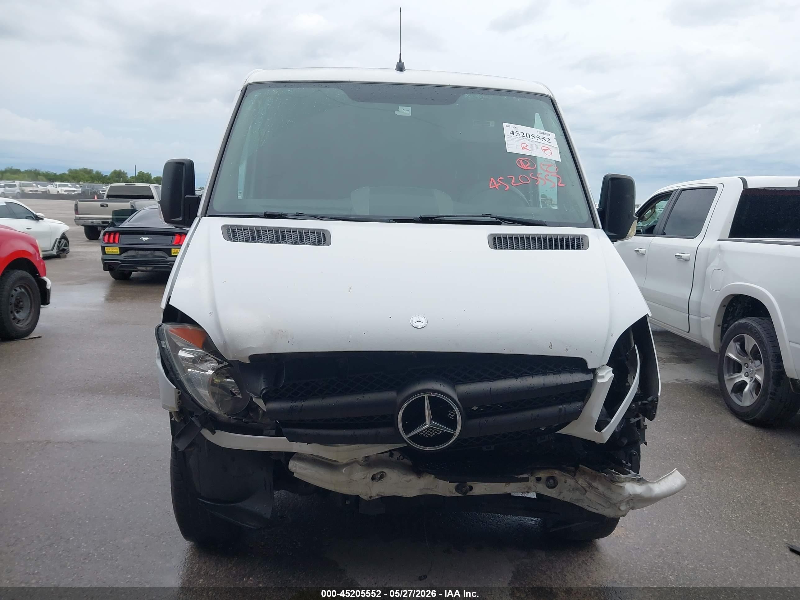 2013 Mercedes-benz Sprinter 2500 Normal Roof White vin: WD3PE7CC1D5788241