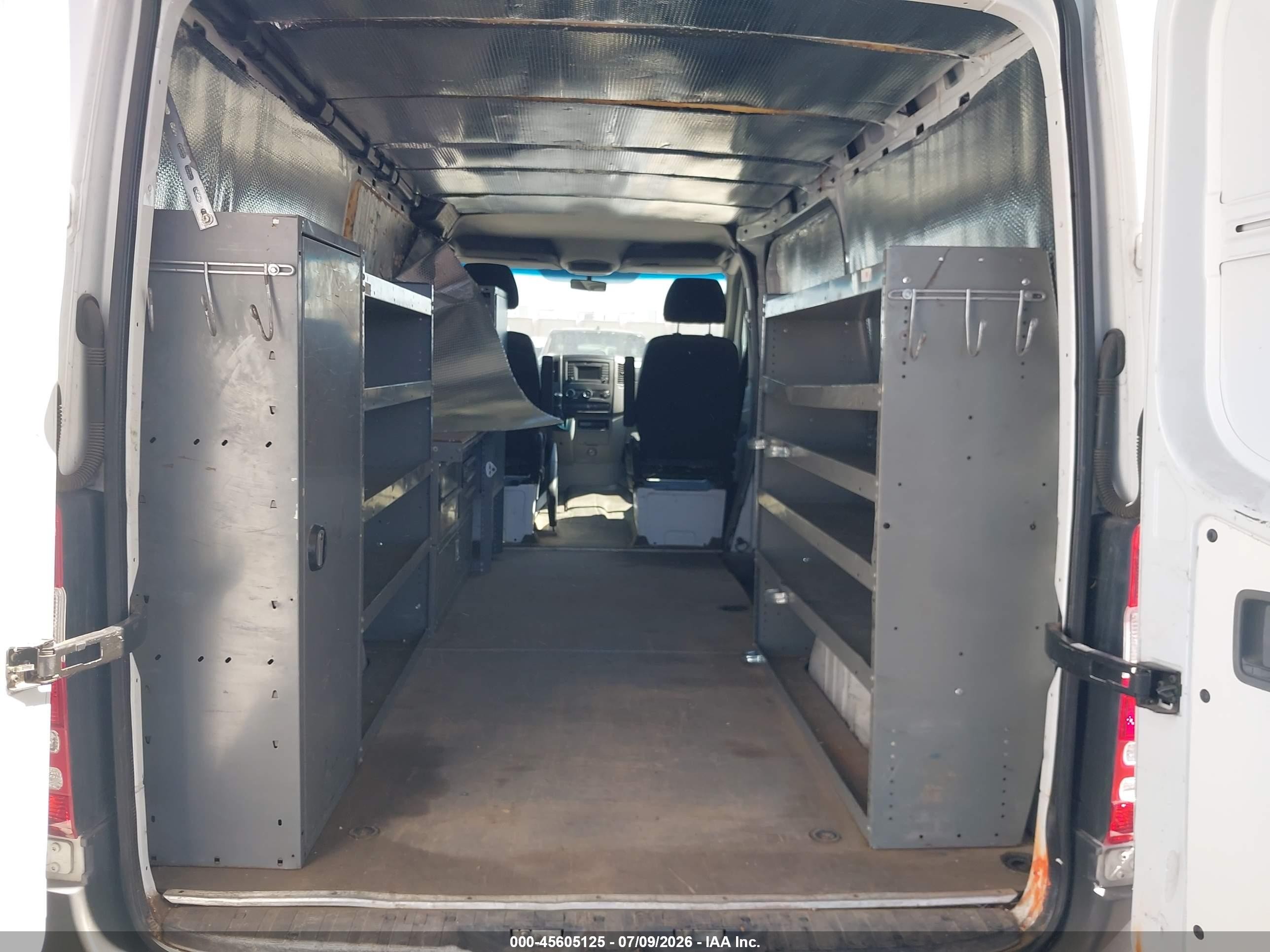 2014 Mercedes-benz Sprinter 2500 Normal Roof White vin: WD3PE7CC1E5832899