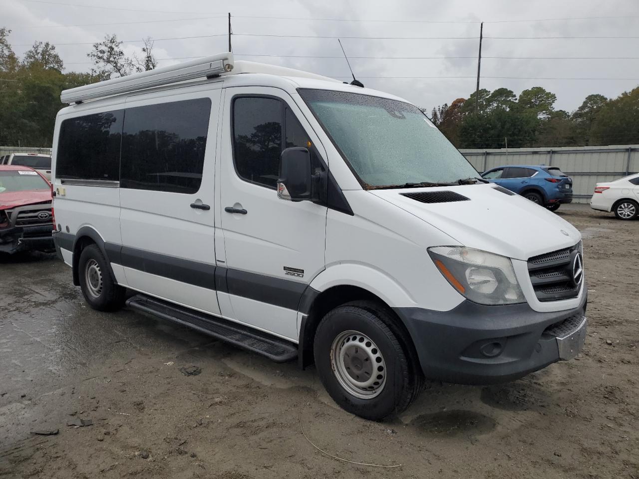 2014 Mercedes-benz Sprinter 2500 White vin: WD3PE7CC2E5835150