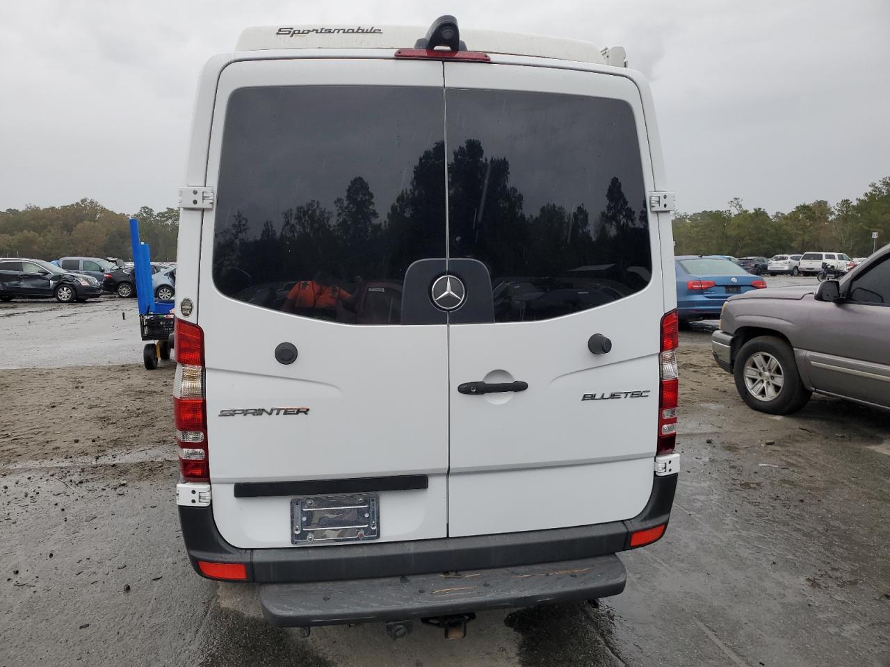 2014 Mercedes-benz Sprinter 2500 White vin: WD3PE7CC2E5835150