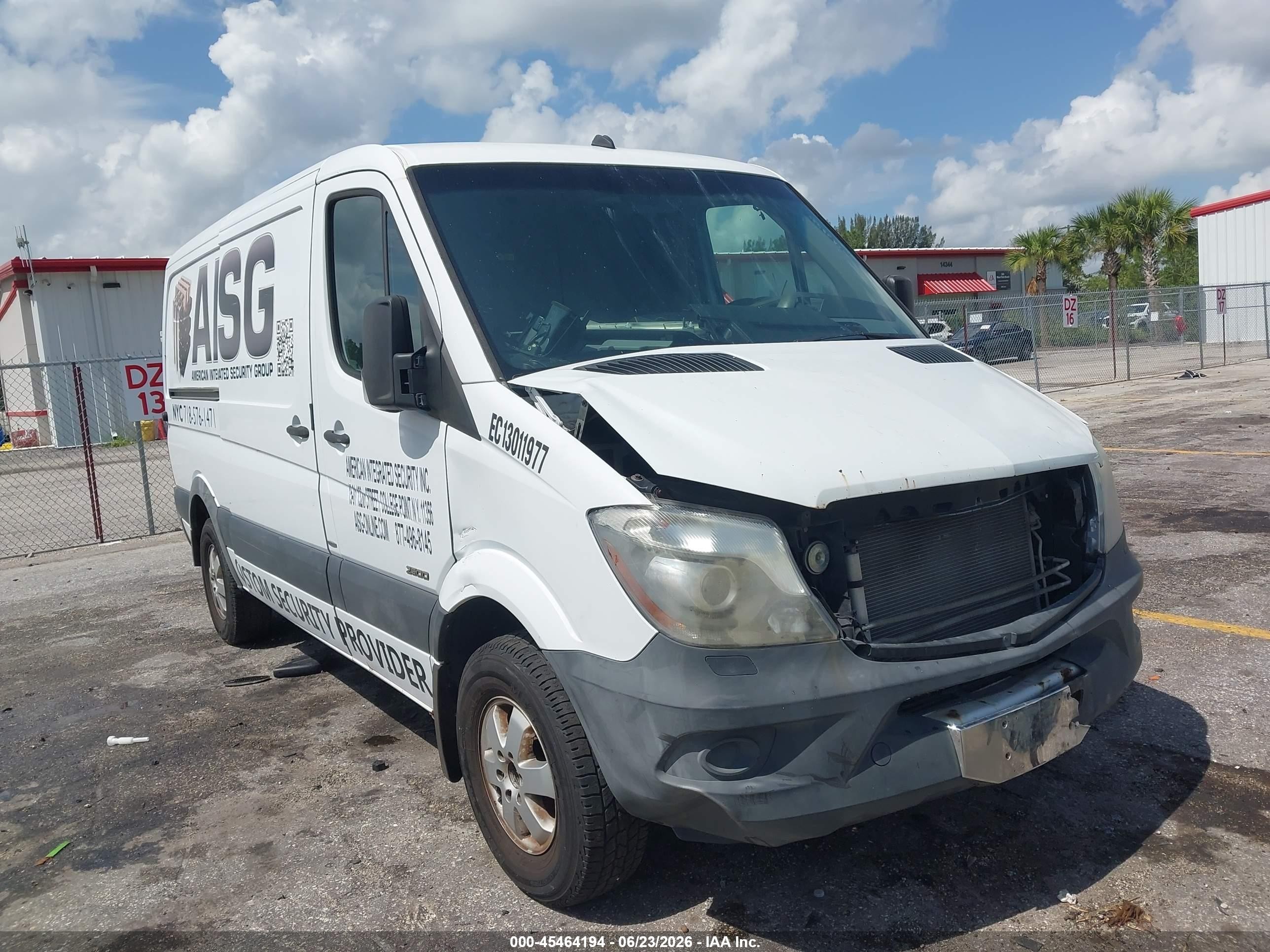 2014 Mercedes-benz Sprinter 2500 Normal Roof White vin: WD3PE7CC3E5842785
