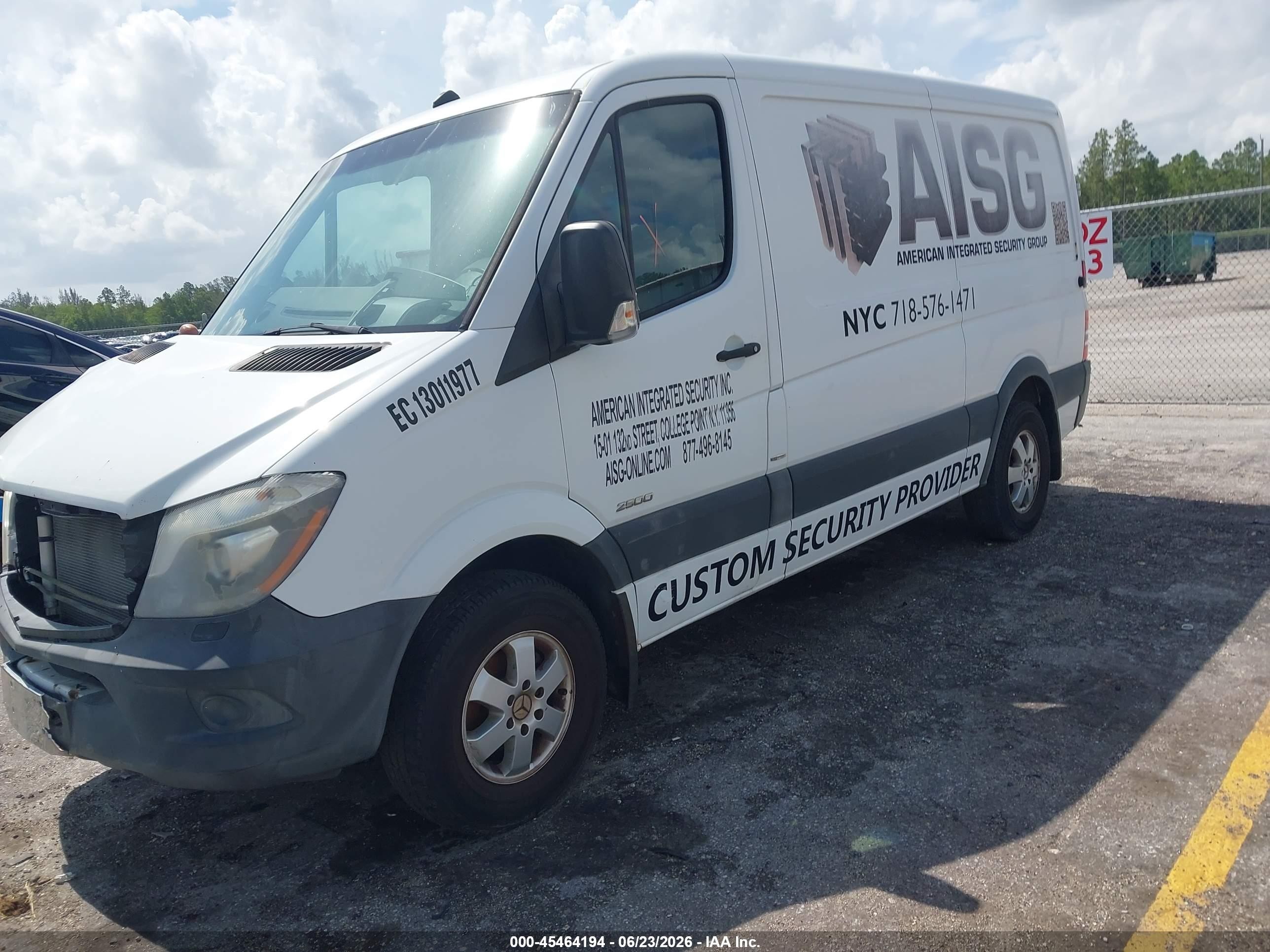 2014 Mercedes-benz Sprinter 2500 Normal Roof White vin: WD3PE7CC3E5842785