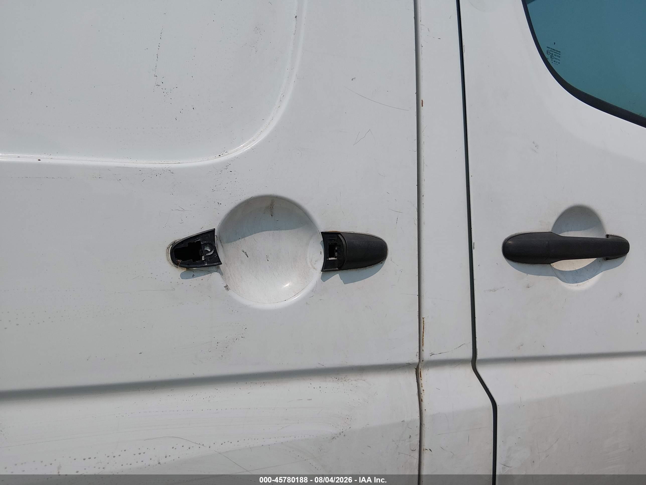 2010 Mercedes-benz Sprinter Van 2500   White vin: WD3PE7CC5A5497379