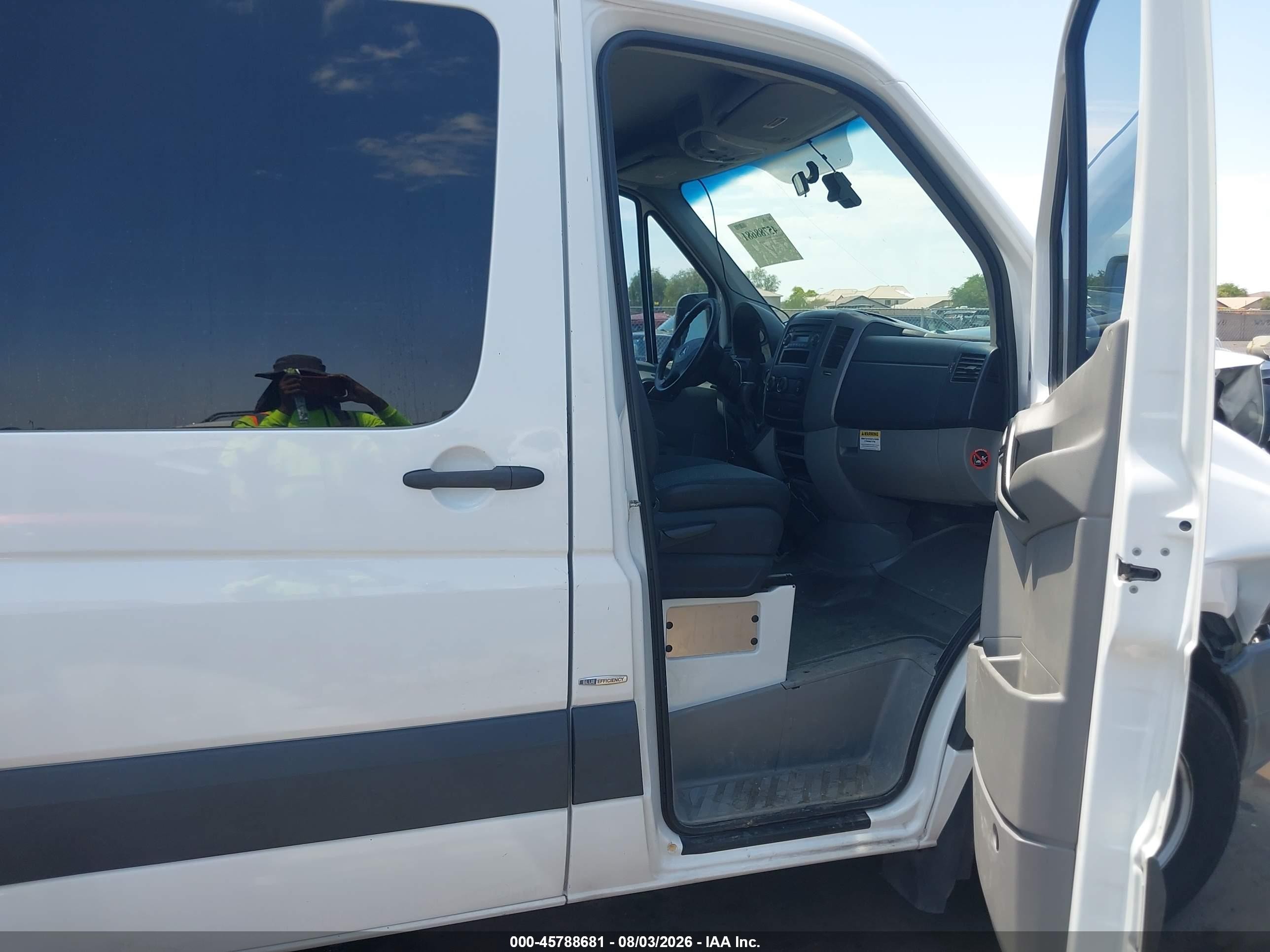 2013 Mercedes-benz Sprinter 2500 Normal Roof White vin: WD3PE7CC5D5801993