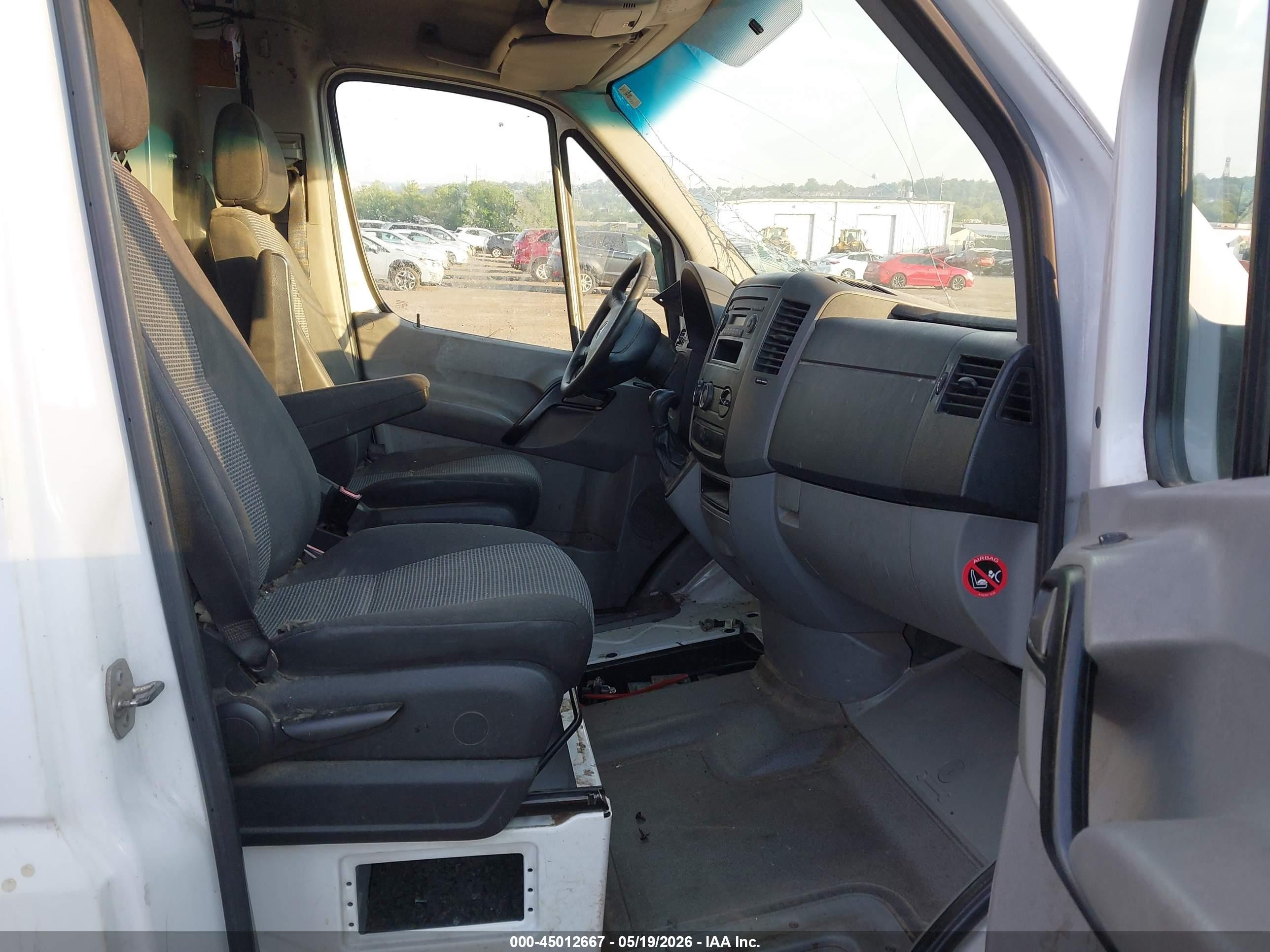 2012 Mercedes-benz Sprinter 2500 Normal Roof White vin: WD3PE7CC9C5615016