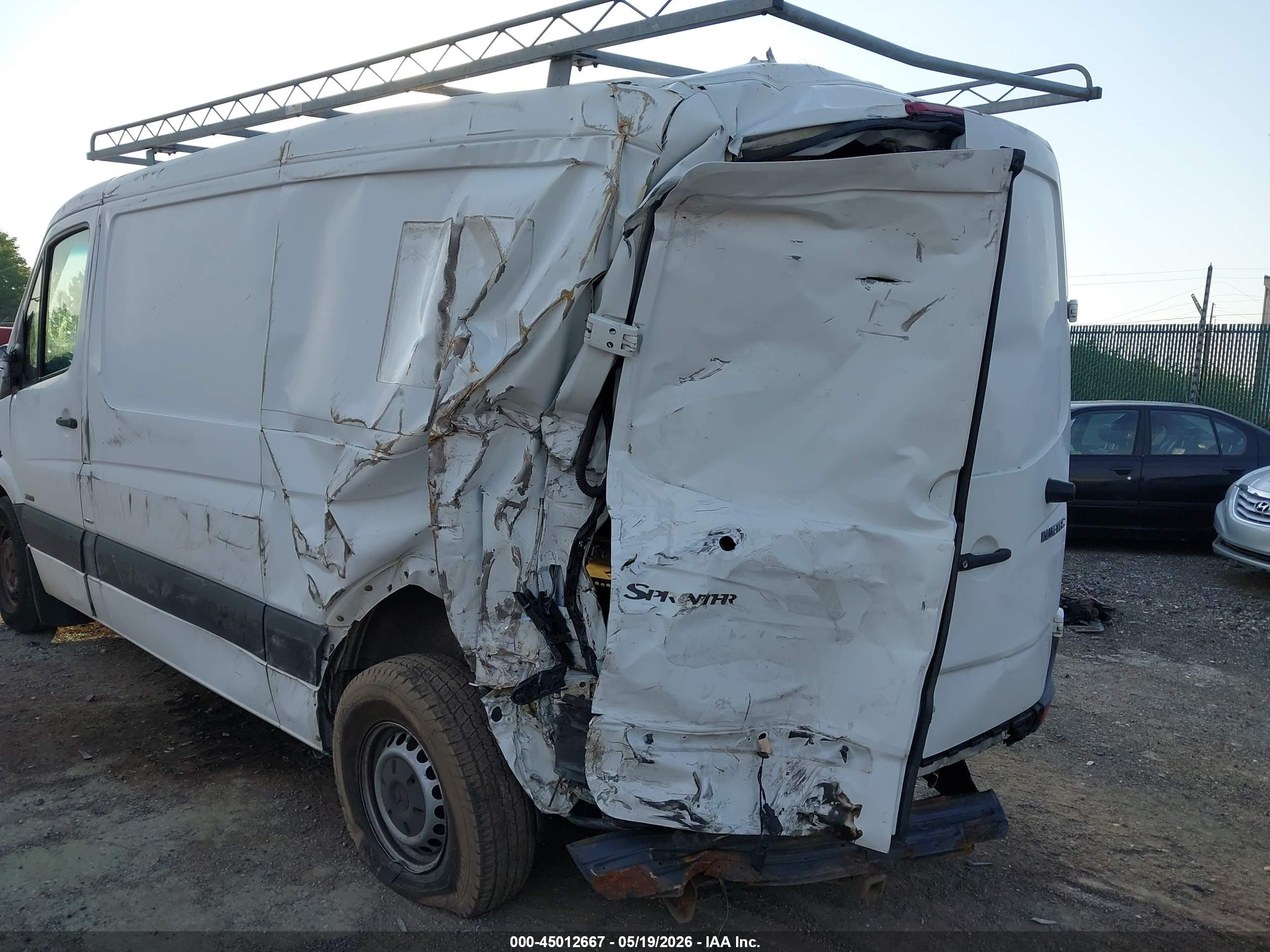 2012 Mercedes-benz Sprinter 2500 Normal Roof White vin: WD3PE7CC9C5615016