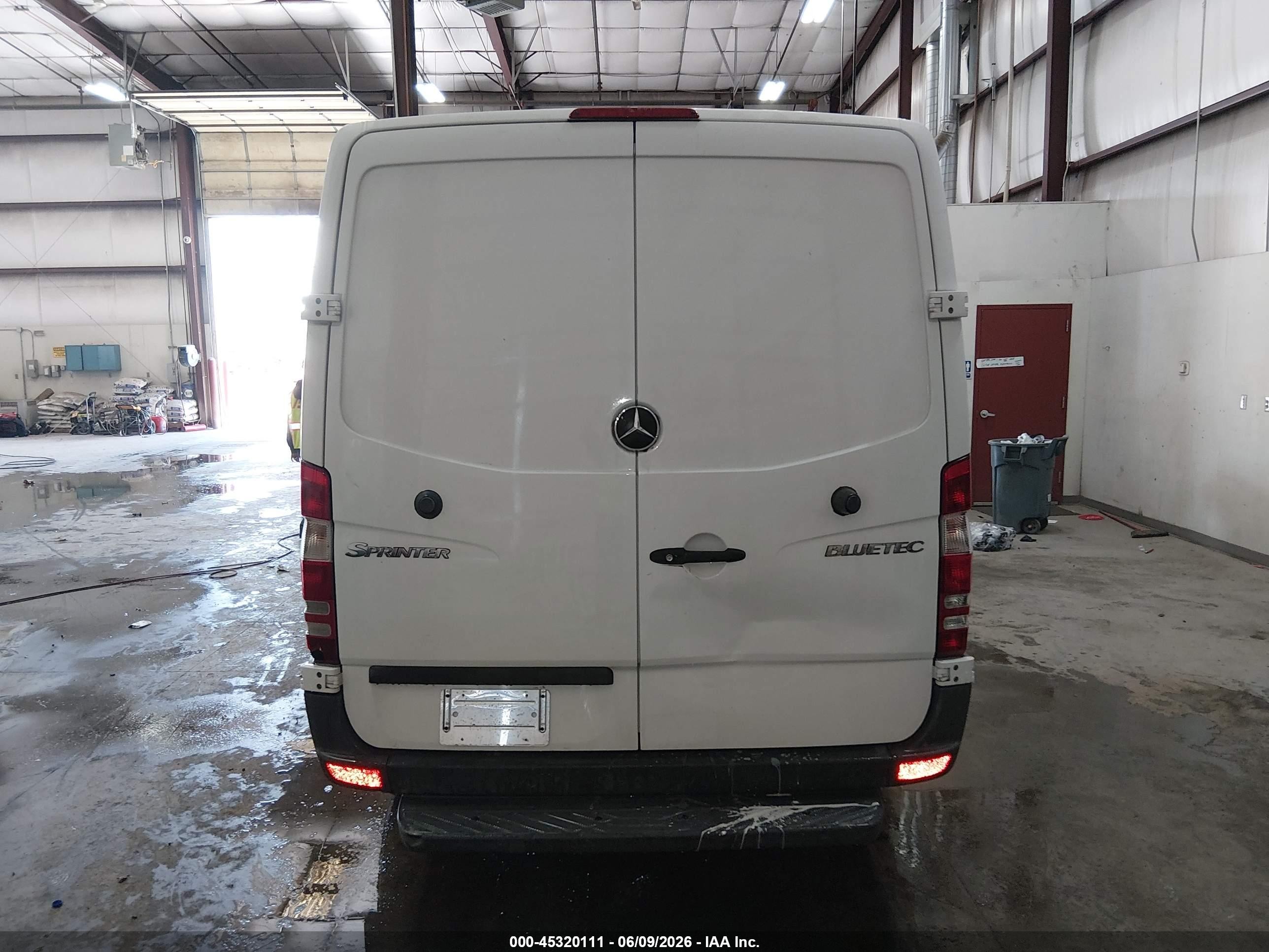2013 Mercedes-benz Sprinter 2500 Normal Roof White vin: WD3PE7CC9D5738428