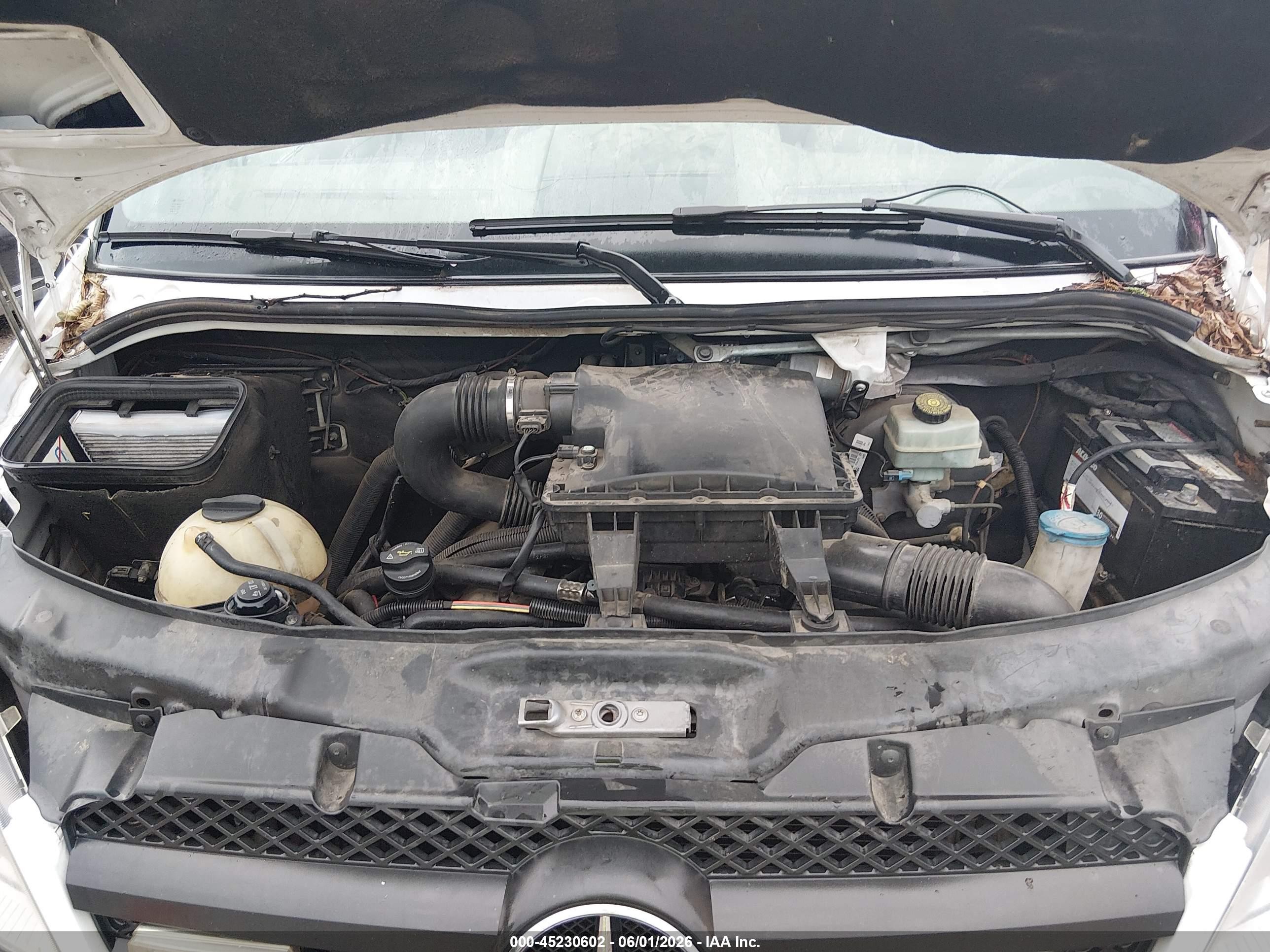 2013 Mercedes-benz Sprinter 2500 Normal Roof Белый vin: WD3PE7CD0D5758818