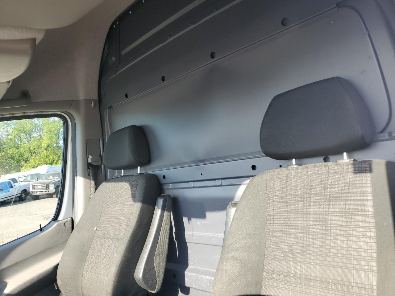 2018 Mercedes-benz Sprinter 2500 White vin: WD3PE7CD3JP620769