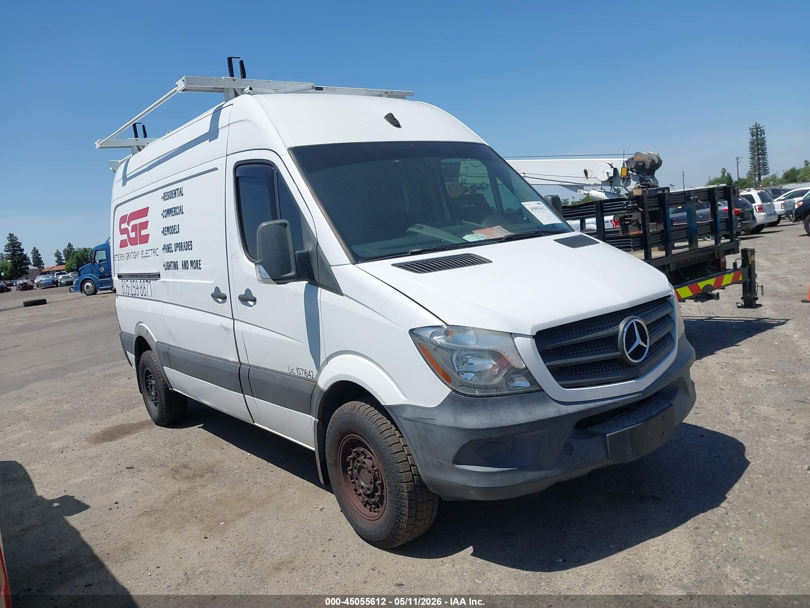 2017 Mercedes-benz Sprinter 2500 Standard Roof V6 Белый vin: WD3PE7CD6HP553286