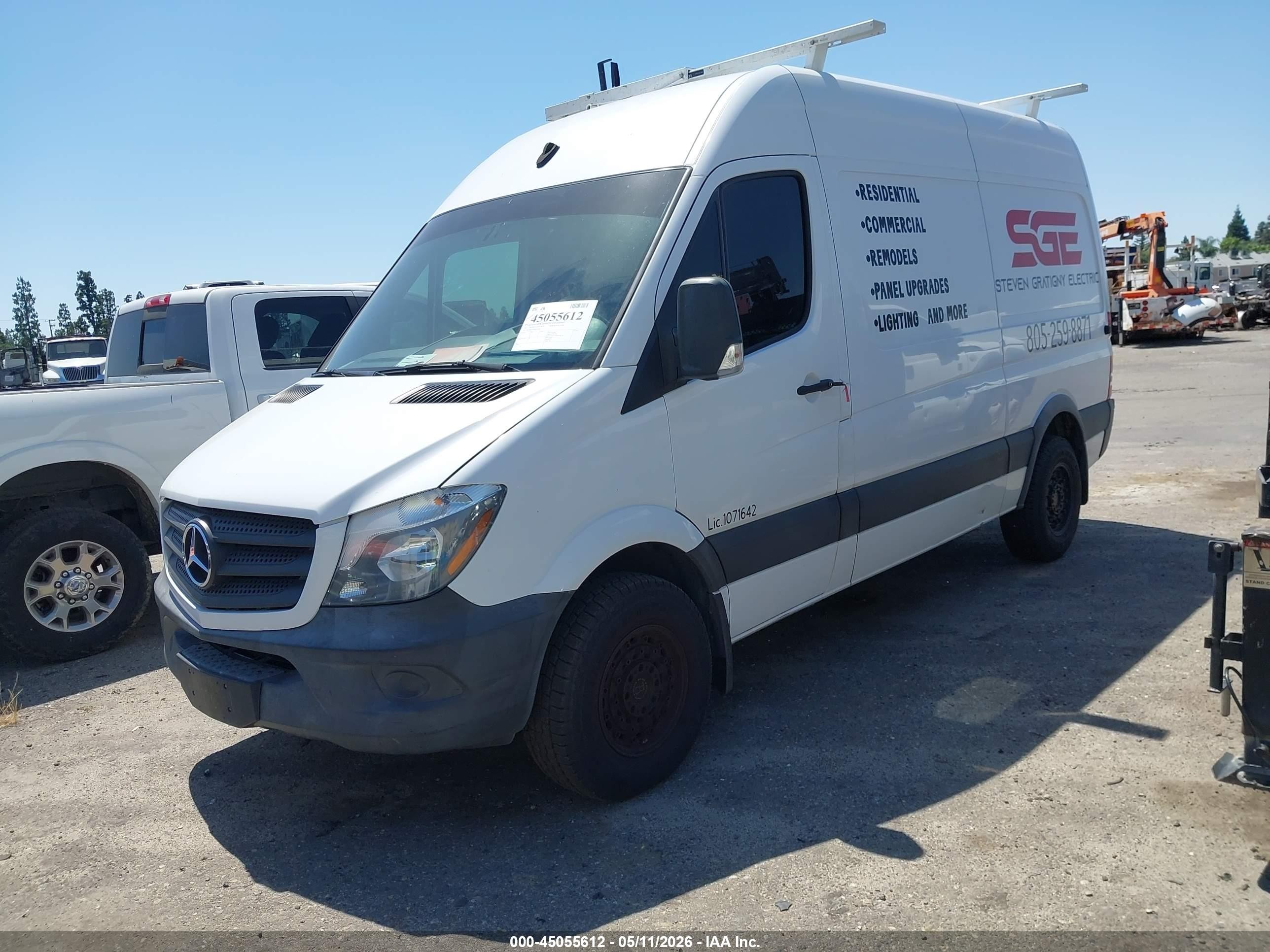 2017 Mercedes-benz Sprinter 2500 Standard Roof V6 Белый vin: WD3PE7CD6HP553286