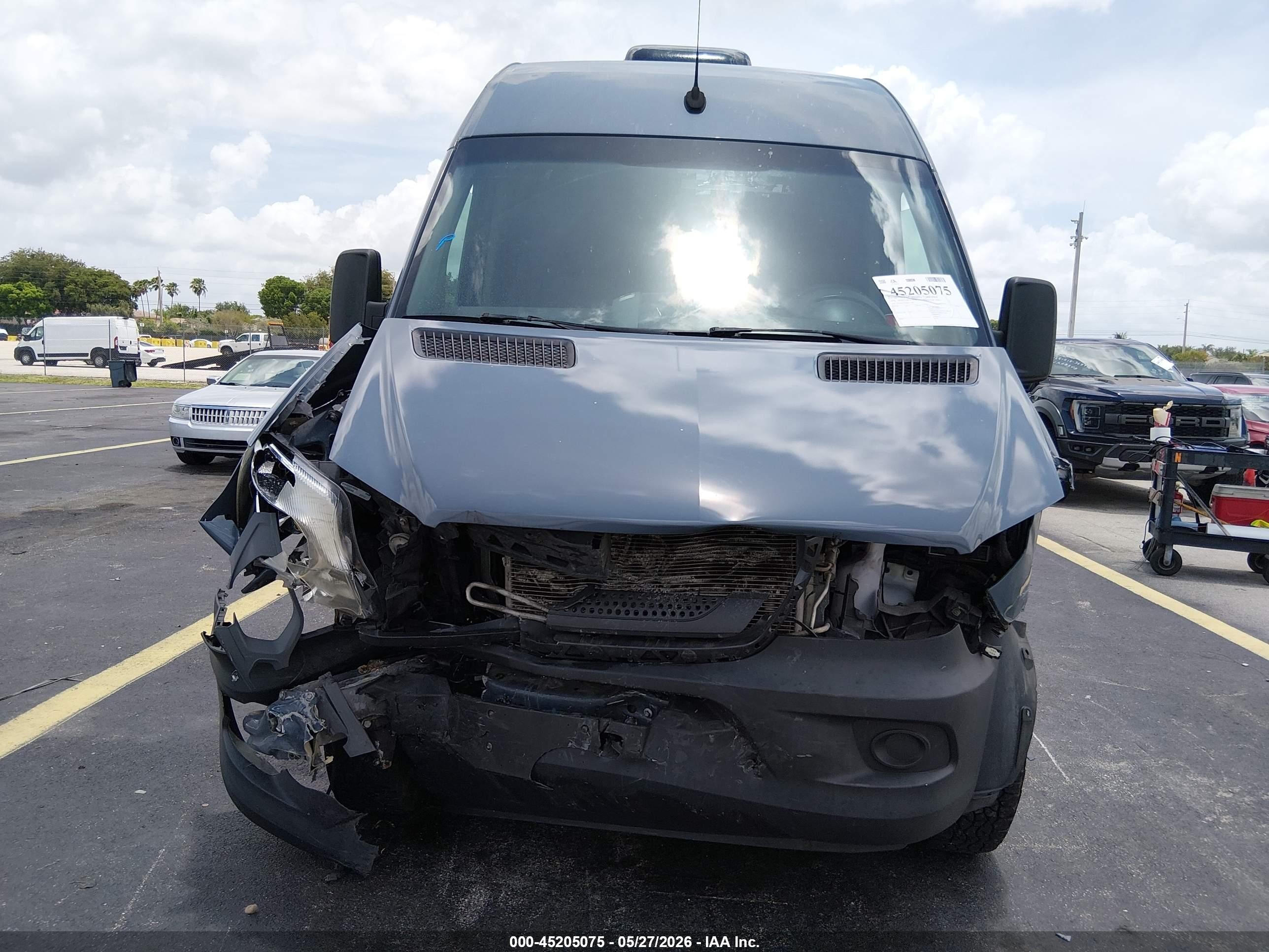 2018 Mercedes-benz Sprinter 2500 Standard Roof V6 Серый vin: WD3PE7CD6JP632981