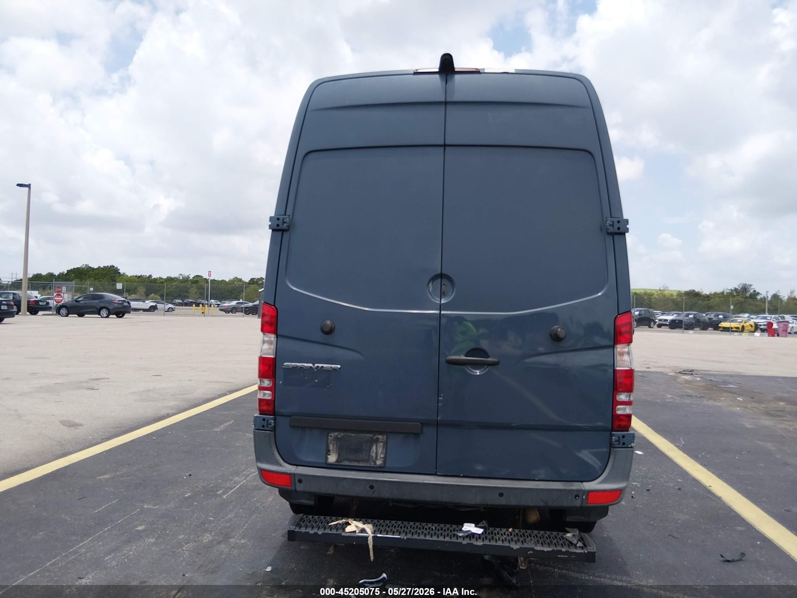 2018 Mercedes-benz Sprinter 2500 Standard Roof V6 Серый vin: WD3PE7CD6JP632981