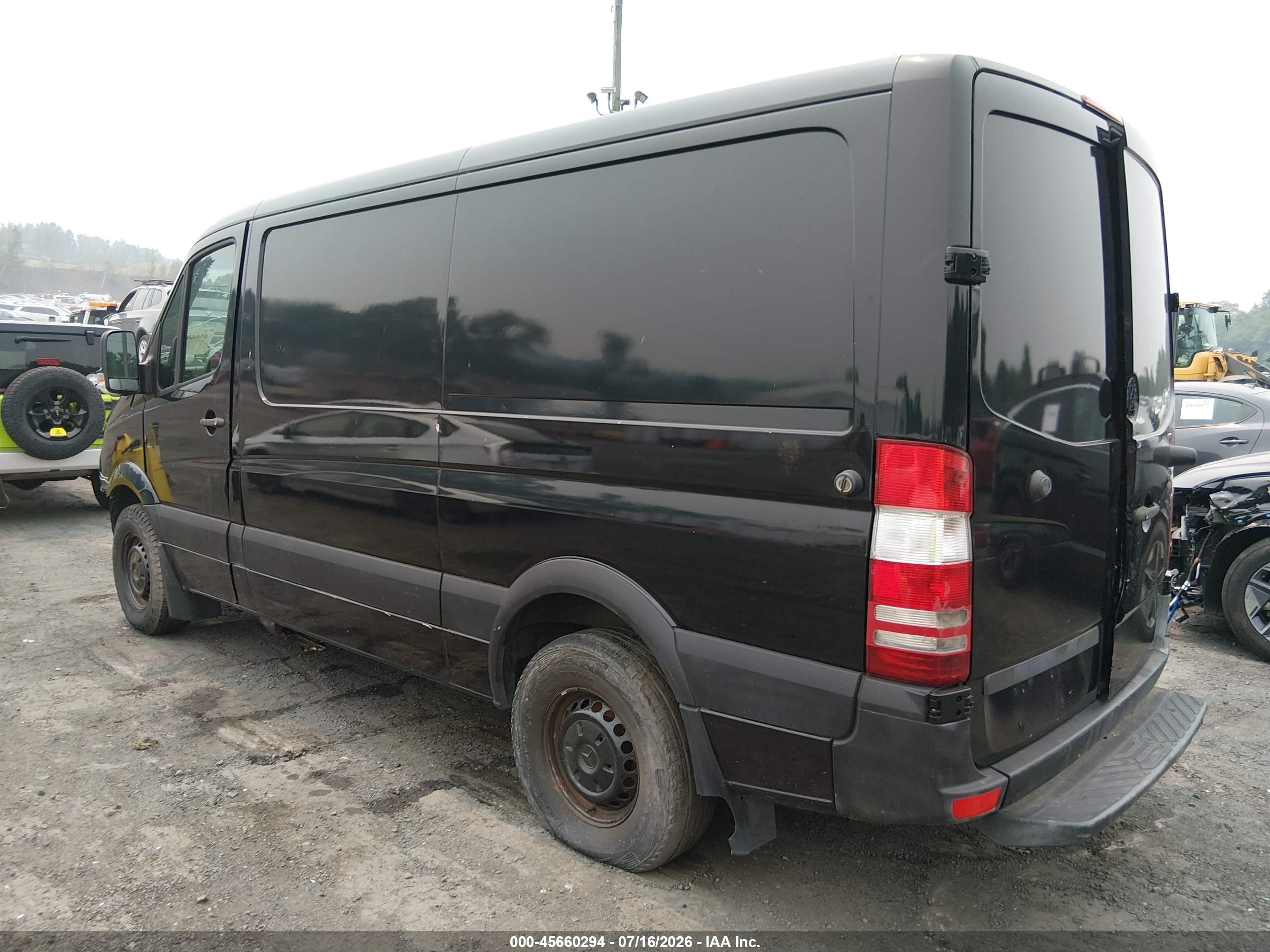 2014 Mercedes-benz Sprinter 2500 Normal Roof Черный vin: WD3PE7DC0E5902665