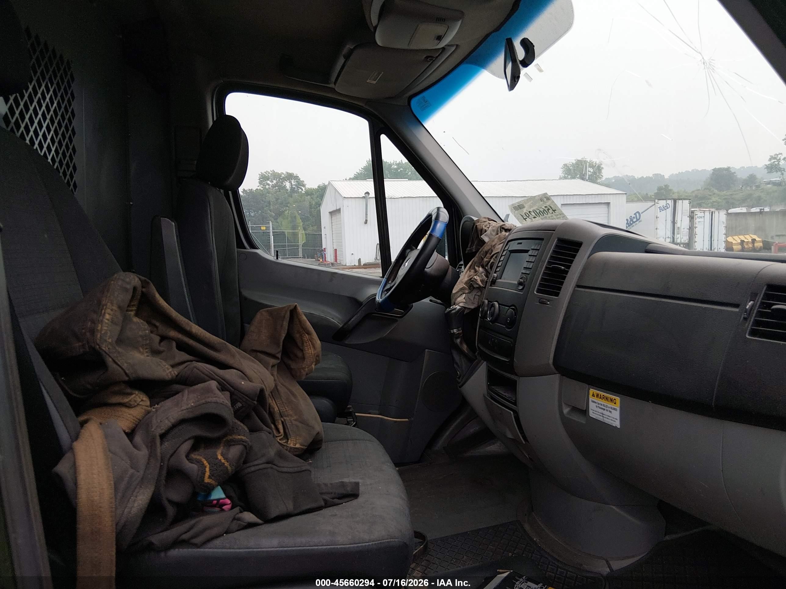 2014 Mercedes-benz Sprinter 2500 Normal Roof Черный vin: WD3PE7DC0E5902665