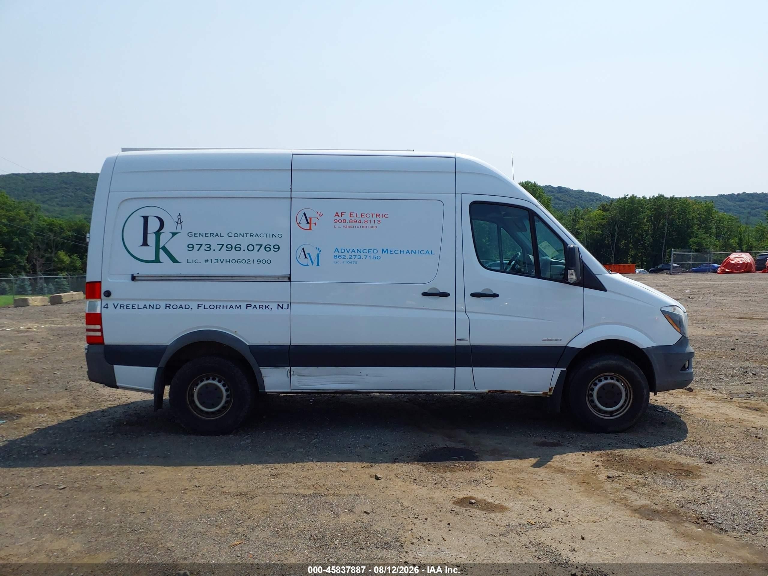 2014 Mercedes-benz Sprinter 2500 Normal Roof White vin: WD3PE7DC6E5856372