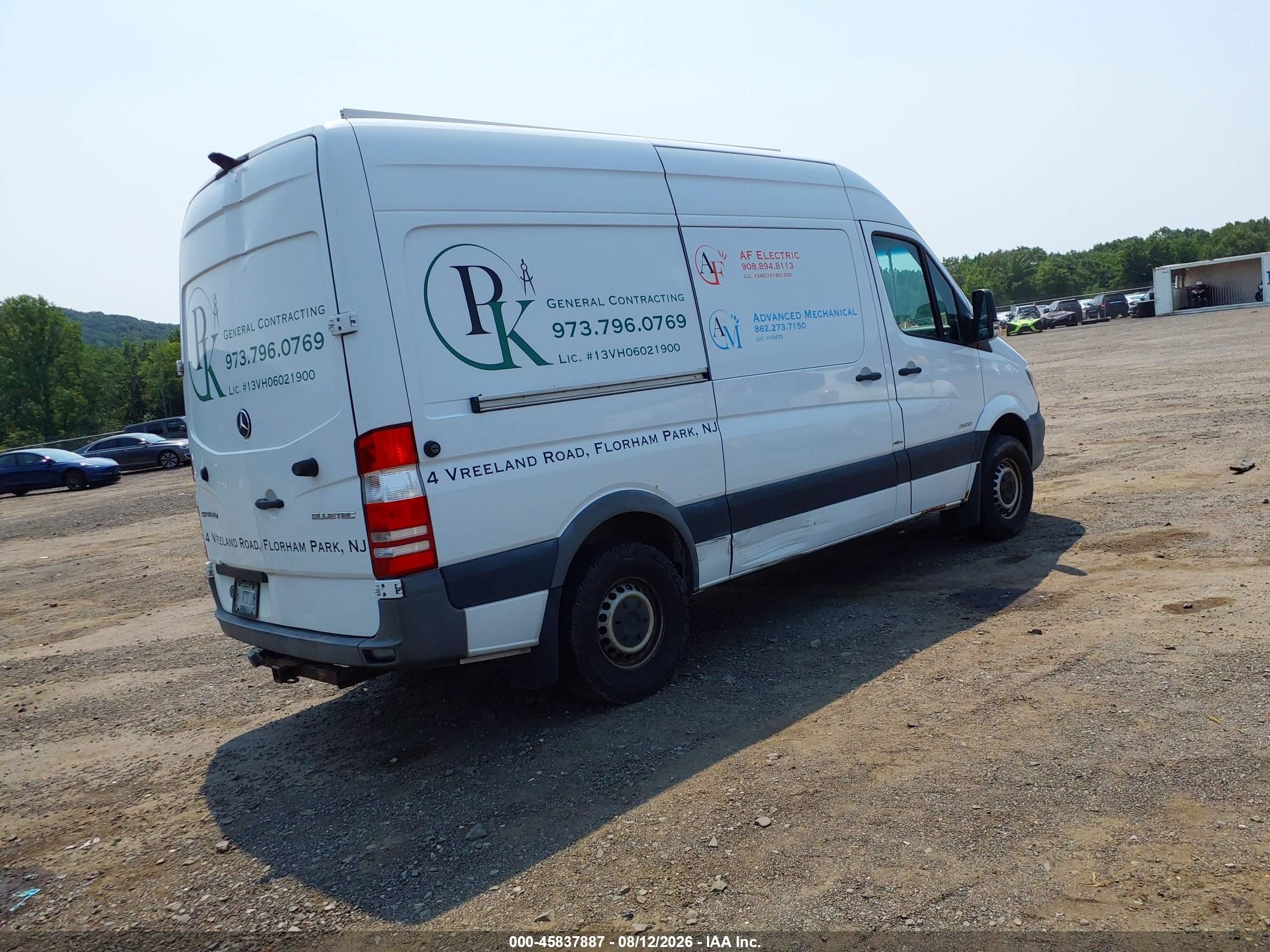 2014 Mercedes-benz Sprinter 2500 Normal Roof White vin: WD3PE7DC6E5856372