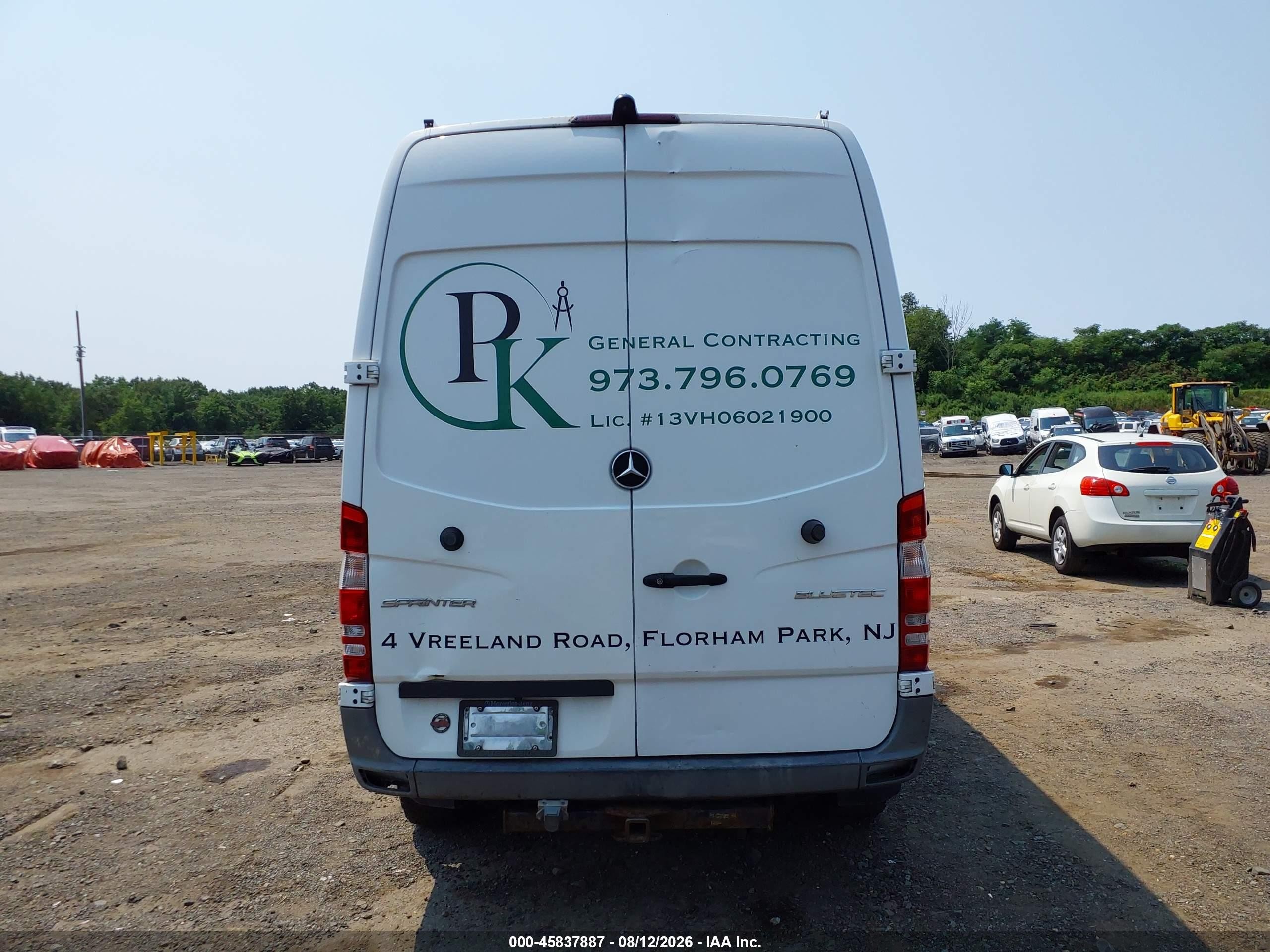 2014 Mercedes-benz Sprinter 2500 Normal Roof White vin: WD3PE7DC6E5856372