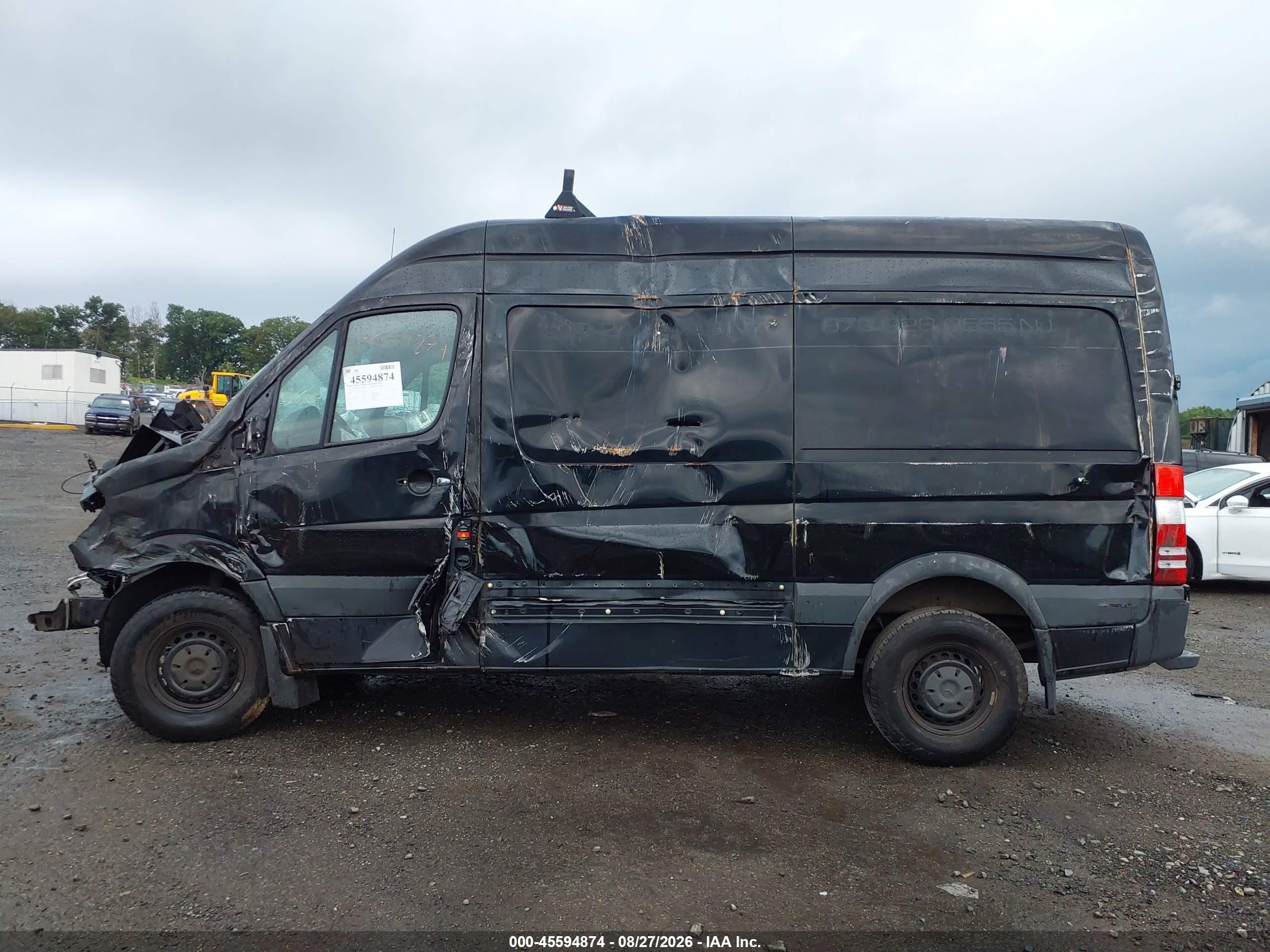 2015 Mercedes-benz Sprinter 2500 Normal Roof Черный vin: WD3PE7DC8FP118384