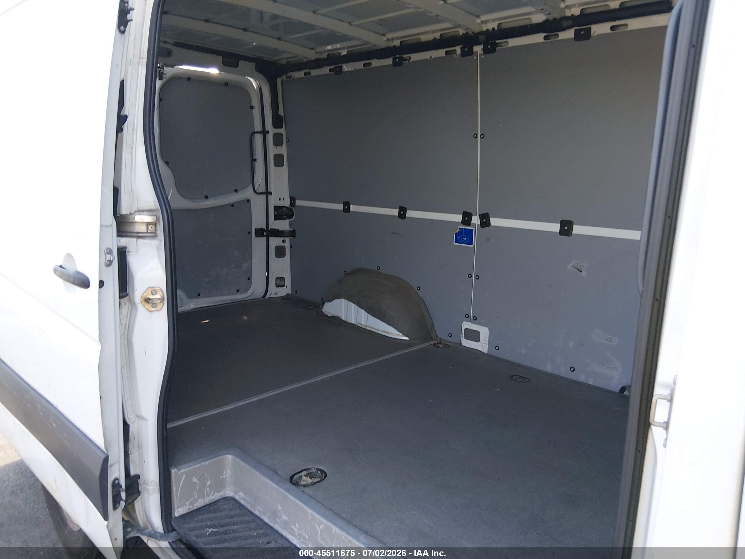2015 Mercedes-benz Sprinter 2500 Normal Roof White vin: WD3PE7DC9F5993498
