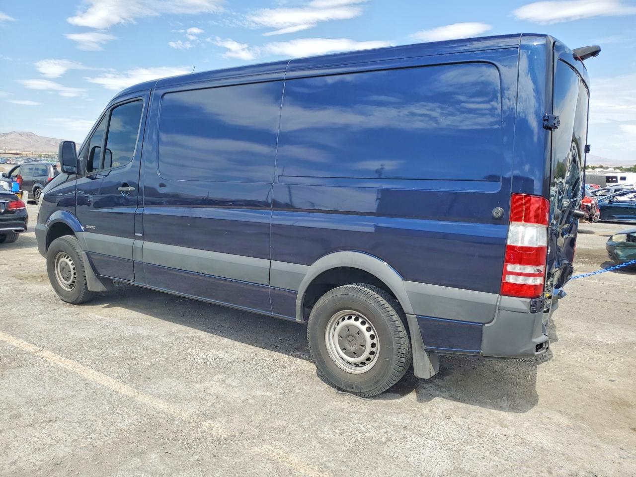 2016 Mercedes-benz Sprinter 2500 Blue vin: WD3PE7DD4GP272892