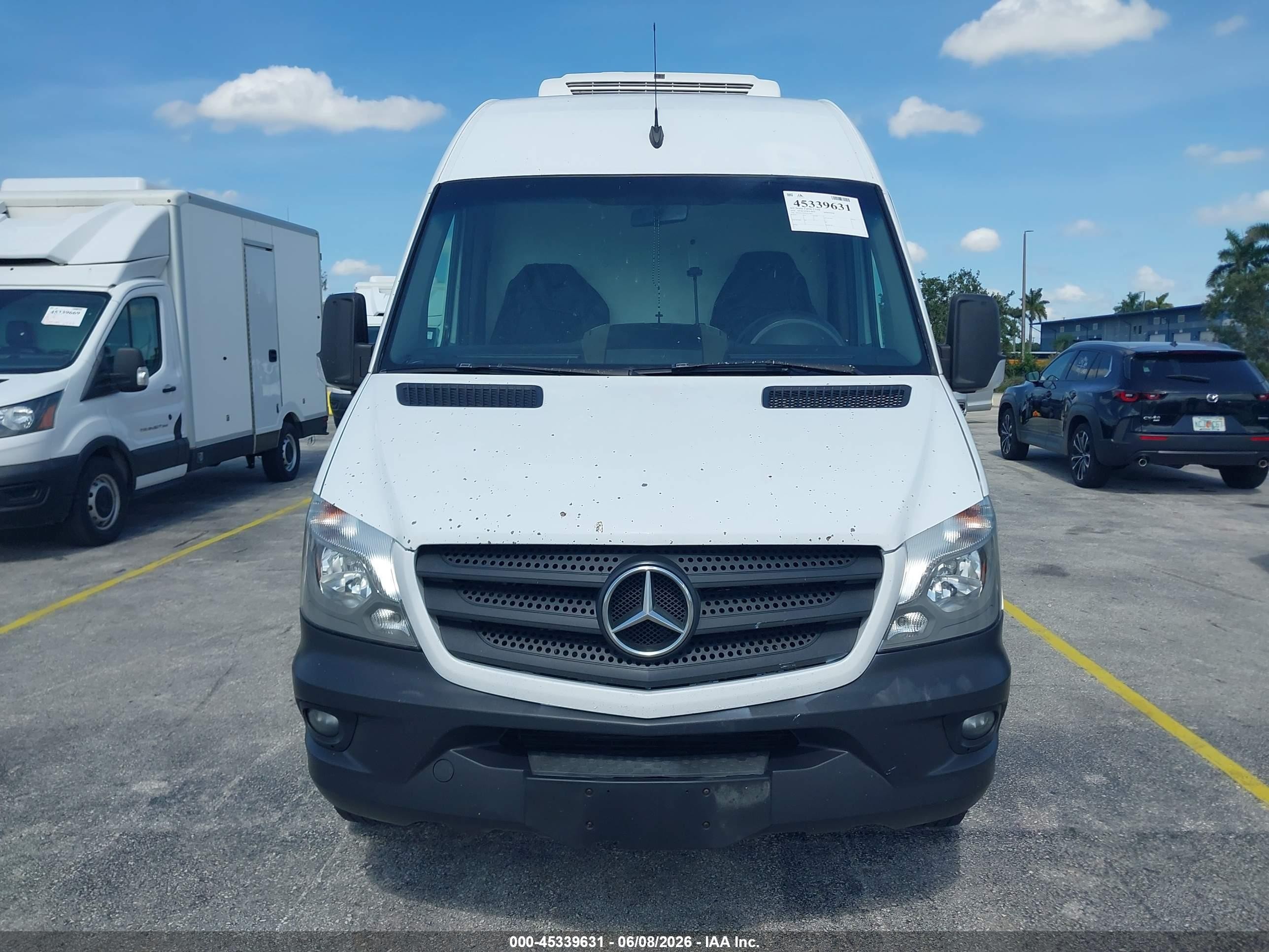 2016 Mercedes-benz Sprinter 2500 Normal Roof White vin: WD3PE7DD9GP177857