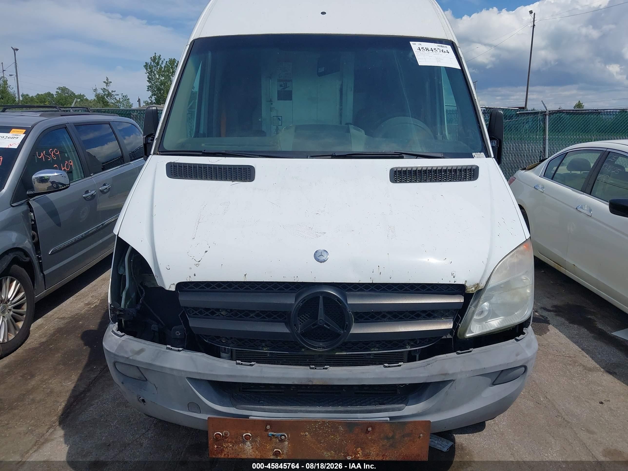 2012 Mercedes-benz Sprinter 2500 High Roof White vin: WD3PE8CB0C5704146