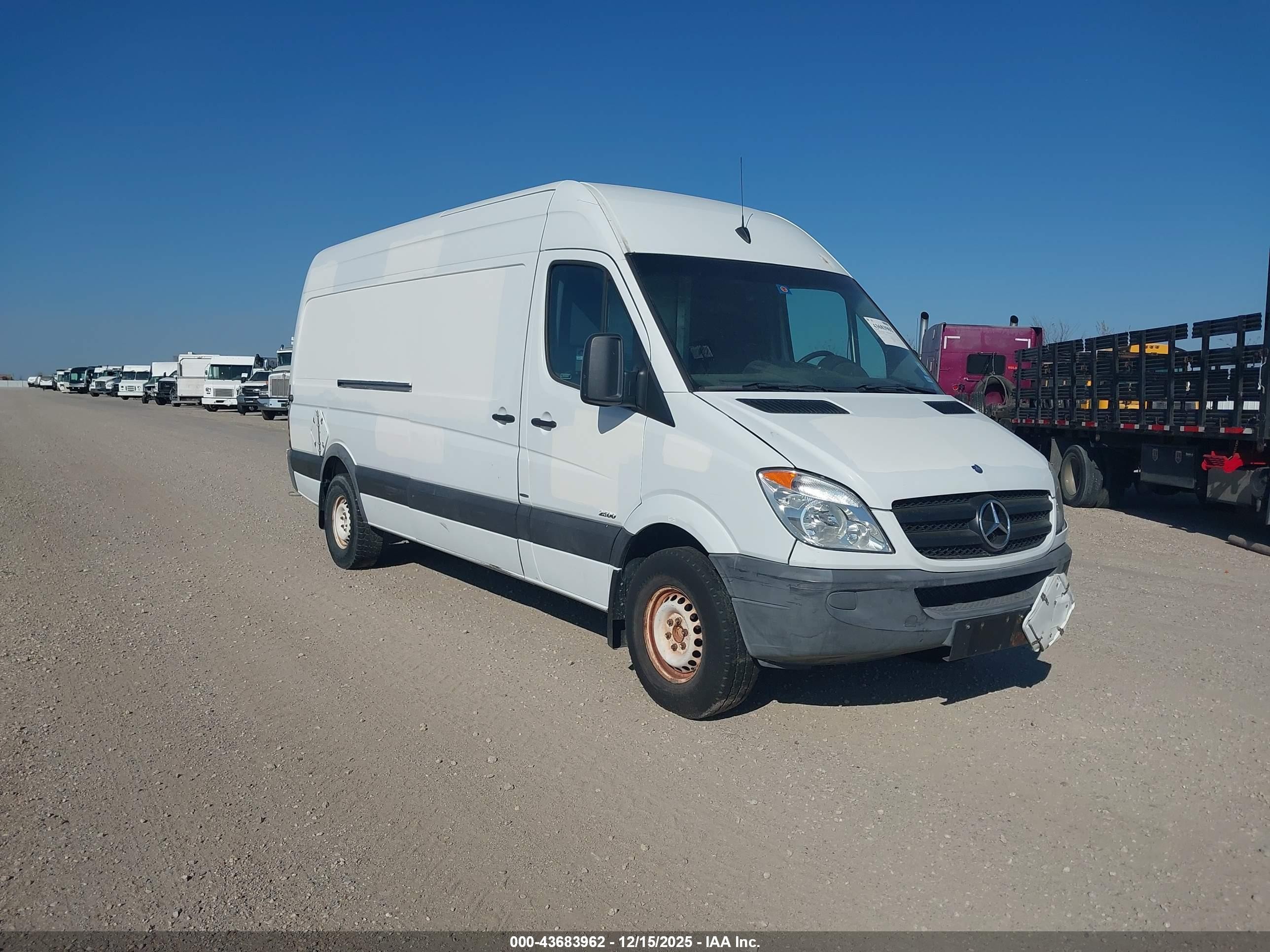 2011 Mercedes-benz Sprinter 2500 High Roof White vin: WD3PE8CB1B5579429