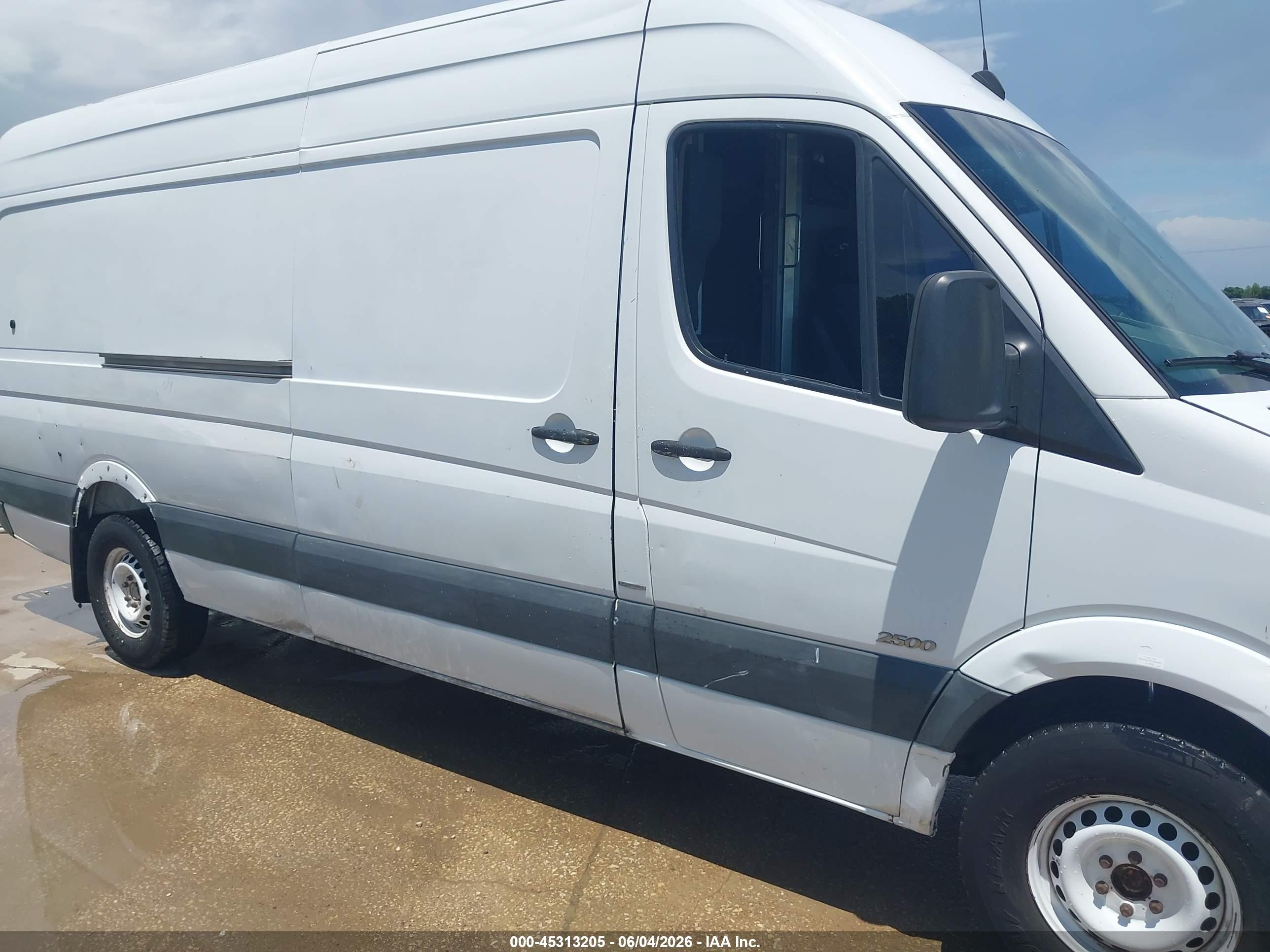2012 Mercedes-benz Sprinter 2500 High Roof Белый vin: WD3PE8CB2C5612584
