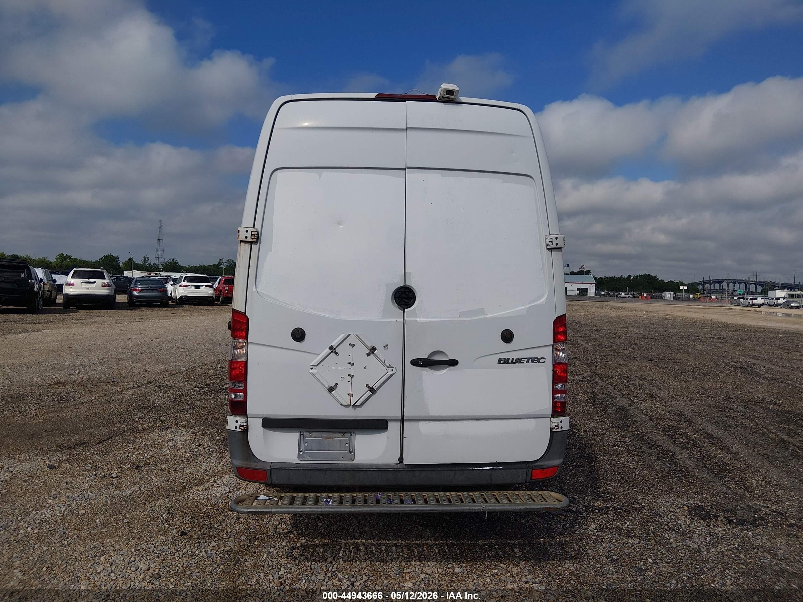 2012 Mercedes-benz Sprinter 2500 High Roof White vin: WD3PE8CB2C5716489