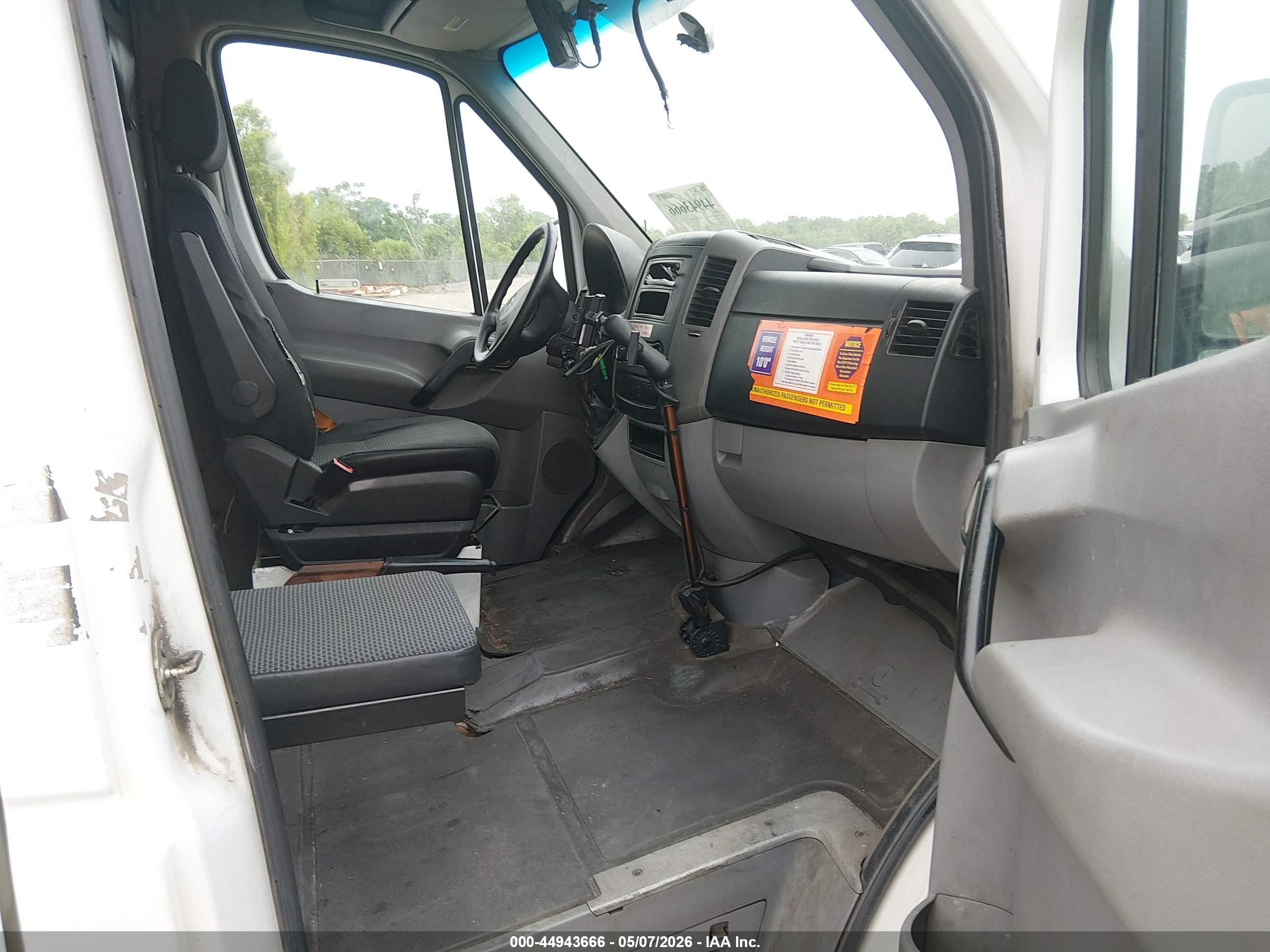 2012 Mercedes-benz Sprinter 2500 High Roof White vin: WD3PE8CB2C5716489