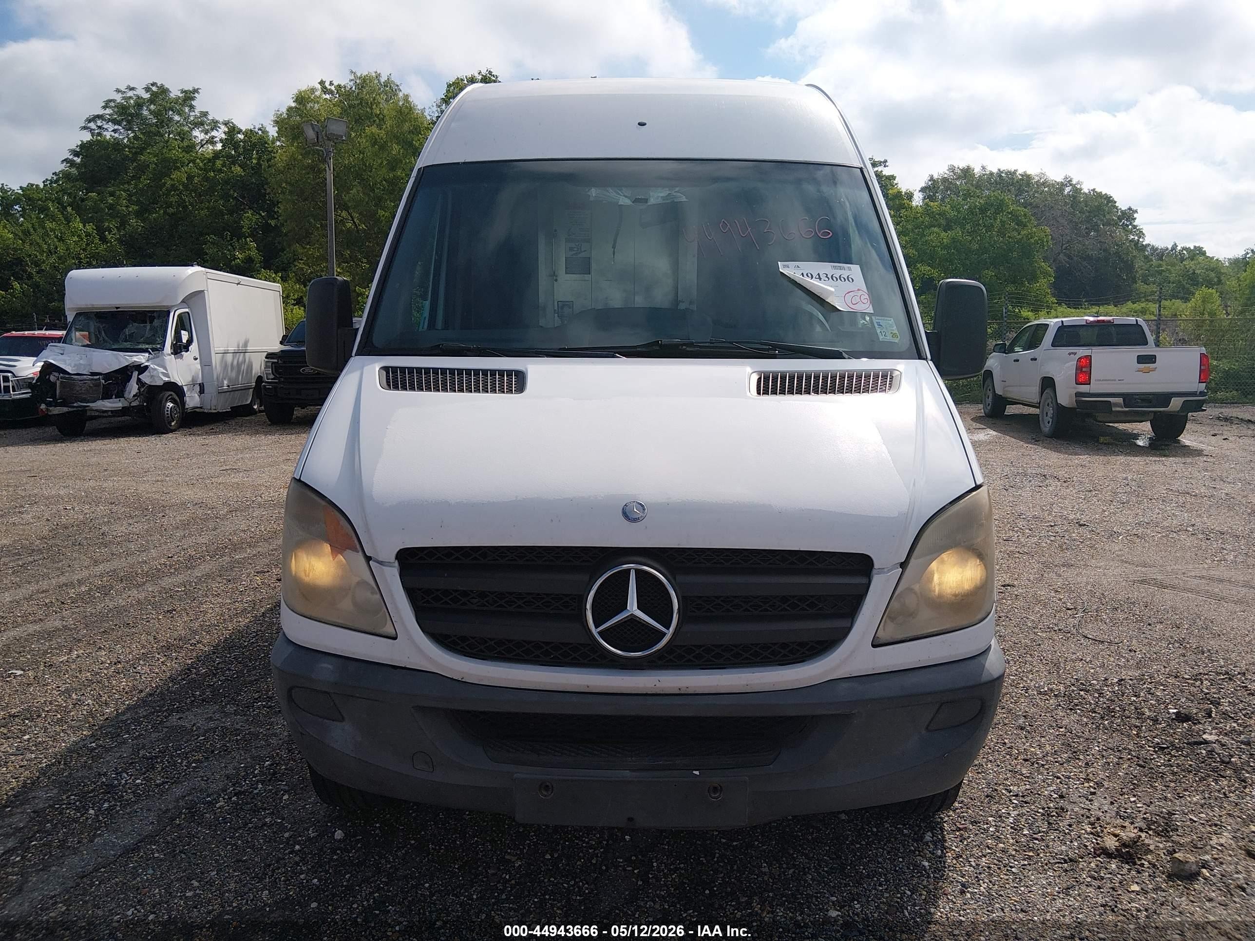 2012 Mercedes-benz Sprinter 2500 High Roof White vin: WD3PE8CB2C5716489