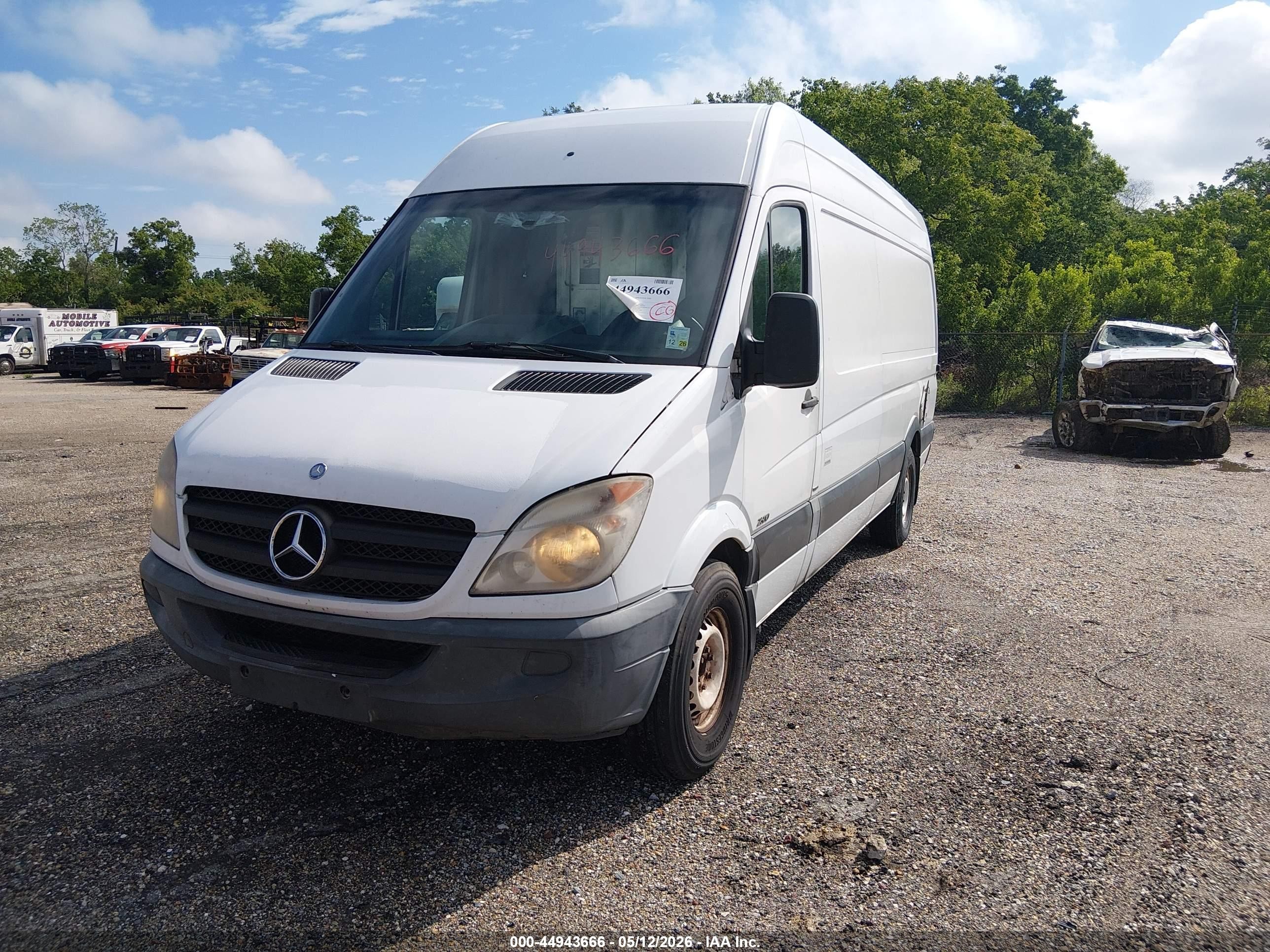 2012 Mercedes-benz Sprinter 2500 High Roof White vin: WD3PE8CB2C5716489