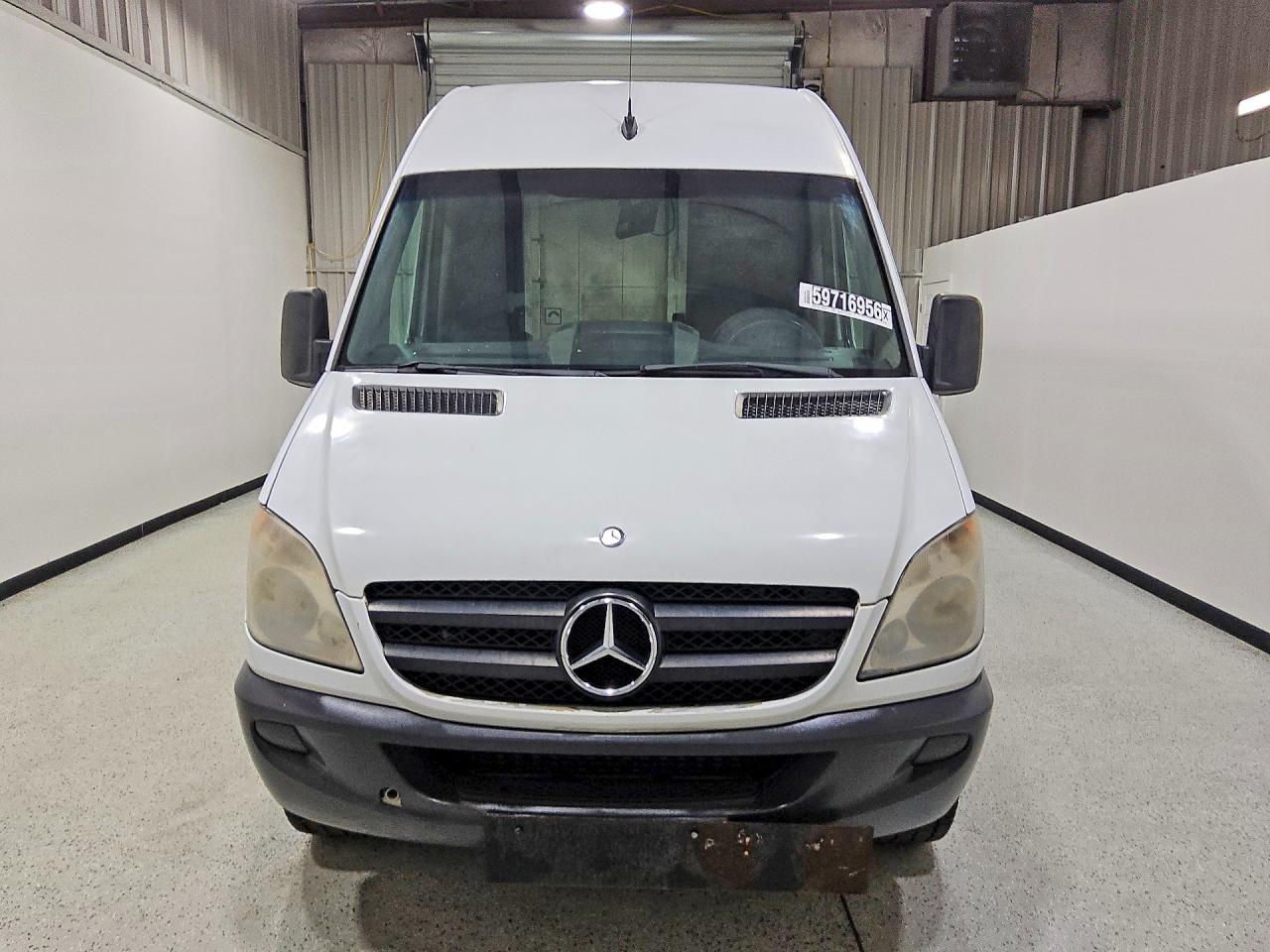 2012 Mercedes-benz Sprinter 2500 White vin: WD3PE8CB3C5612268