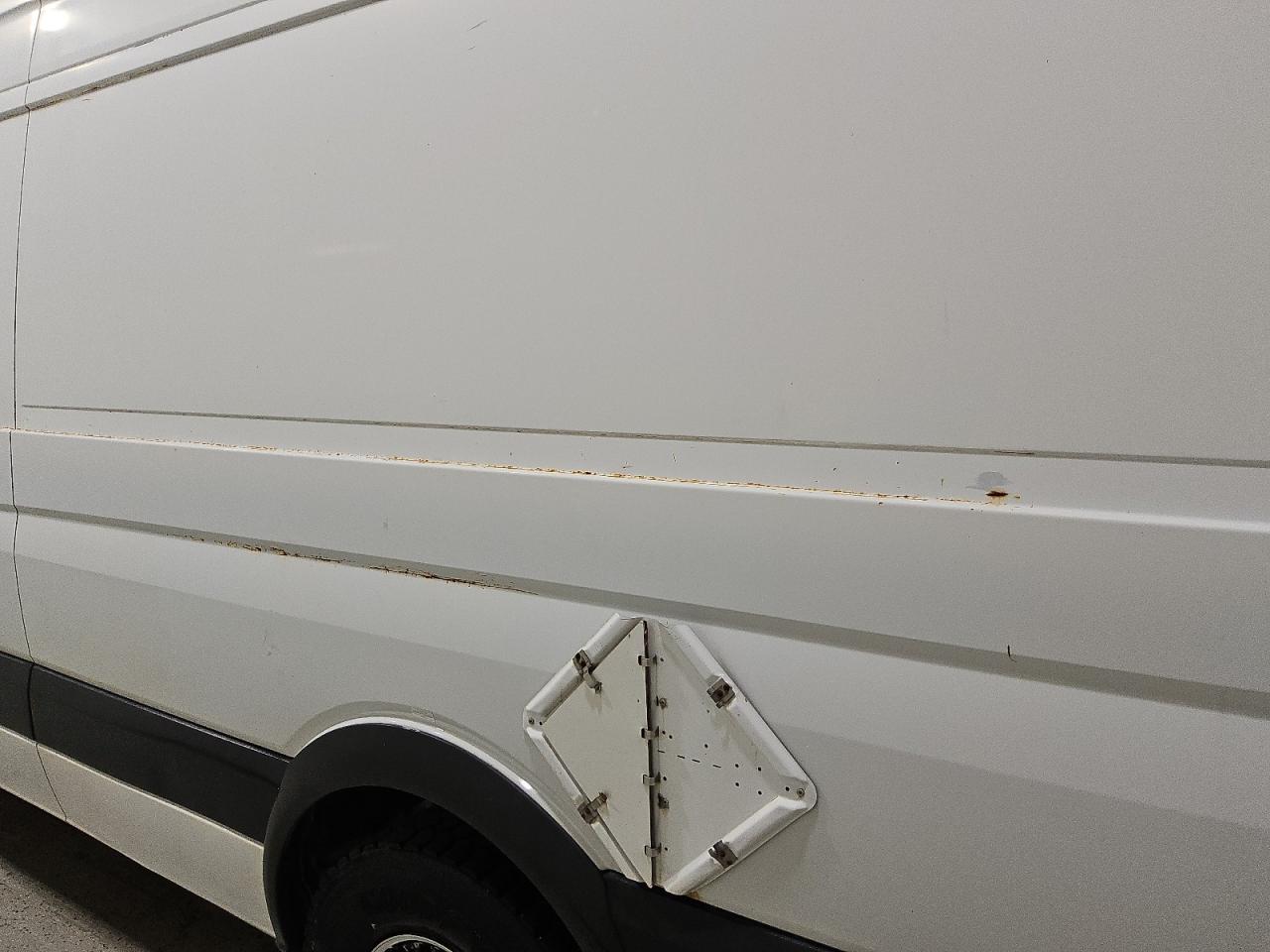2012 Mercedes-benz Sprinter 2500 White vin: WD3PE8CB3C5612268 Damage: Left Side Panel, Heavy Scratch, 1/2 To 1 Inch