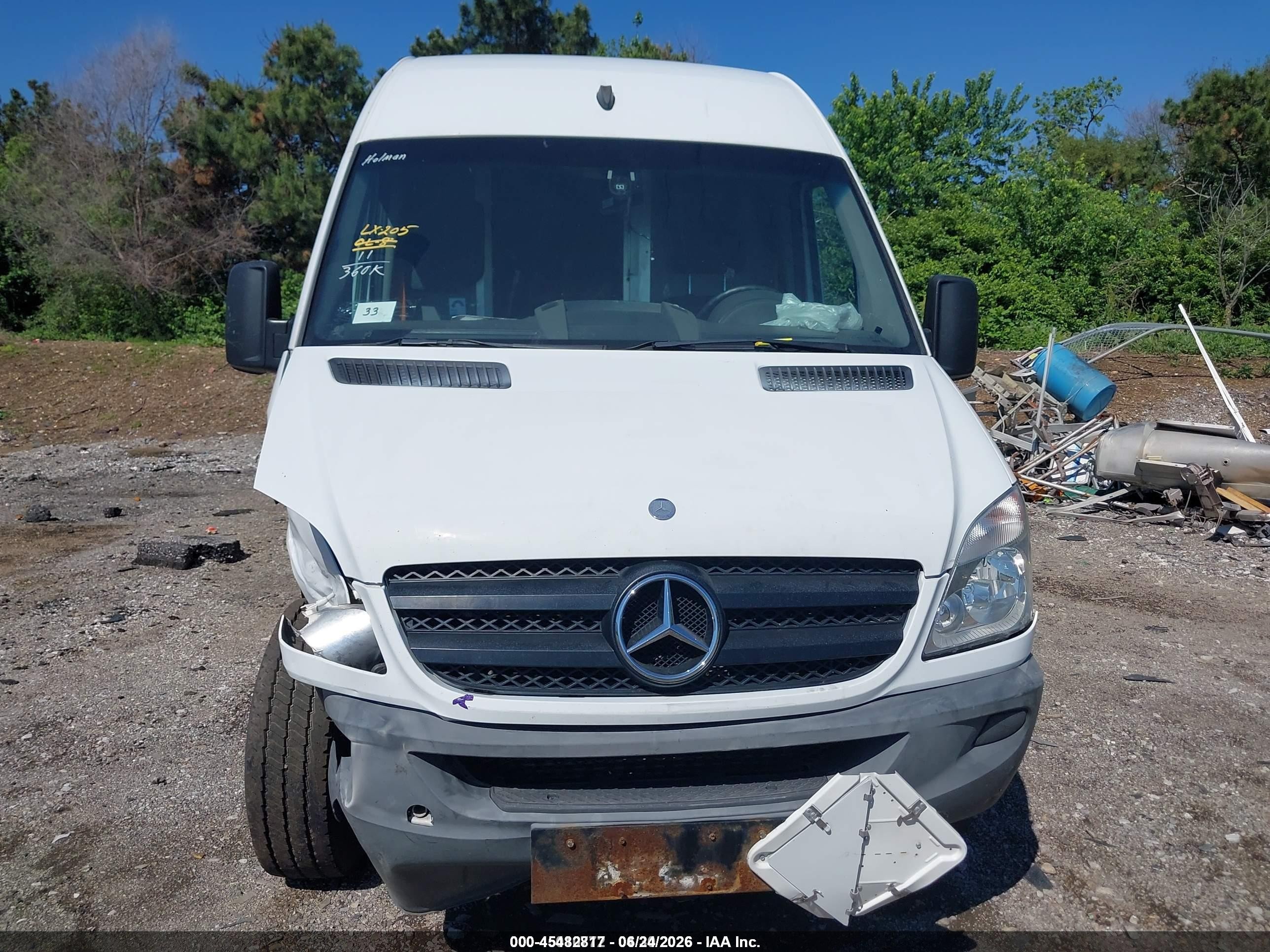 2011 Mercedes-benz Sprinter 2500 High Roof White vin: WD3PE8CB5B5606048