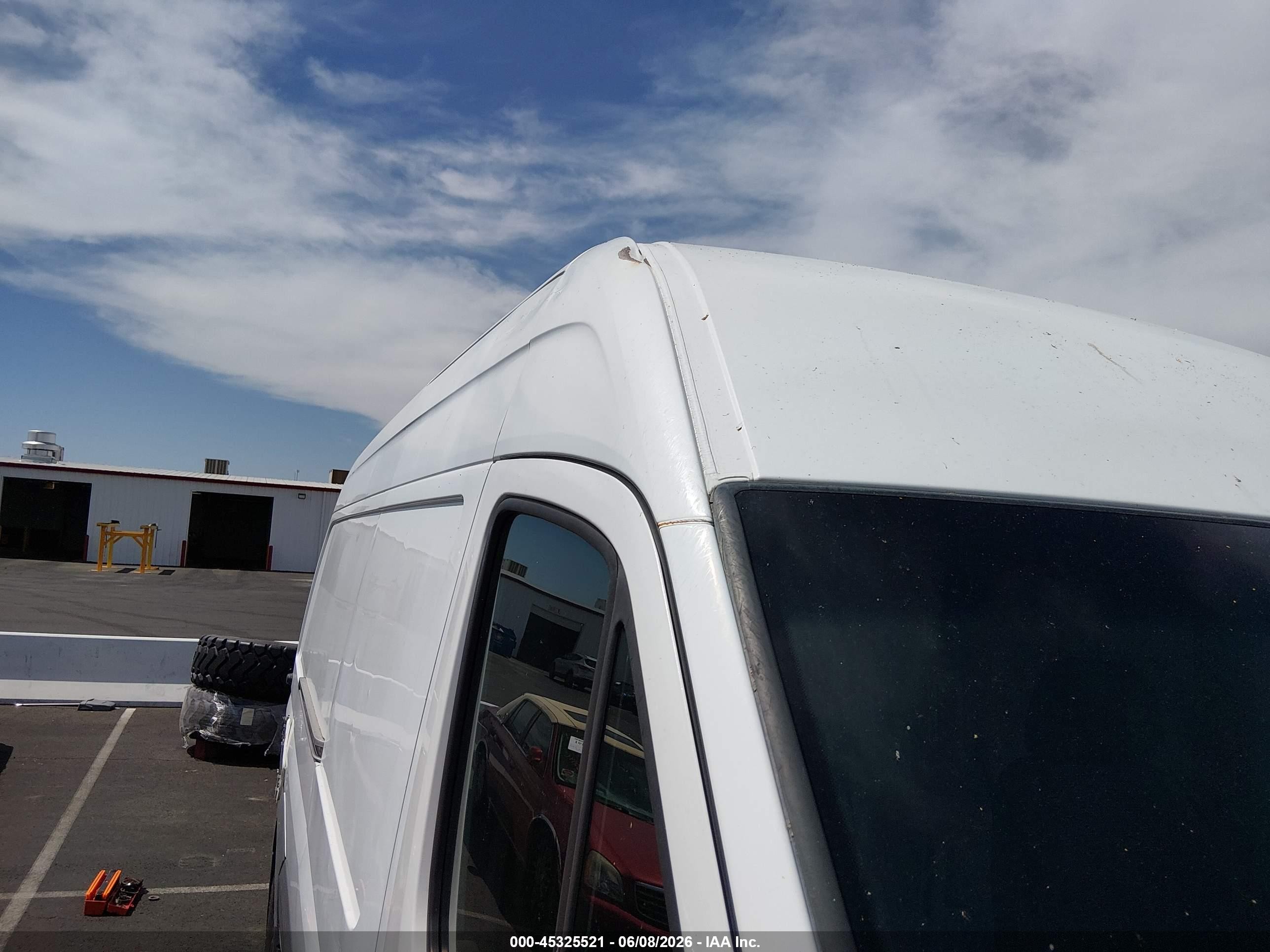 2012 Mercedes-benz Sprinter 2500 High Roof Белый vin: WD3PE8CB6C5716155