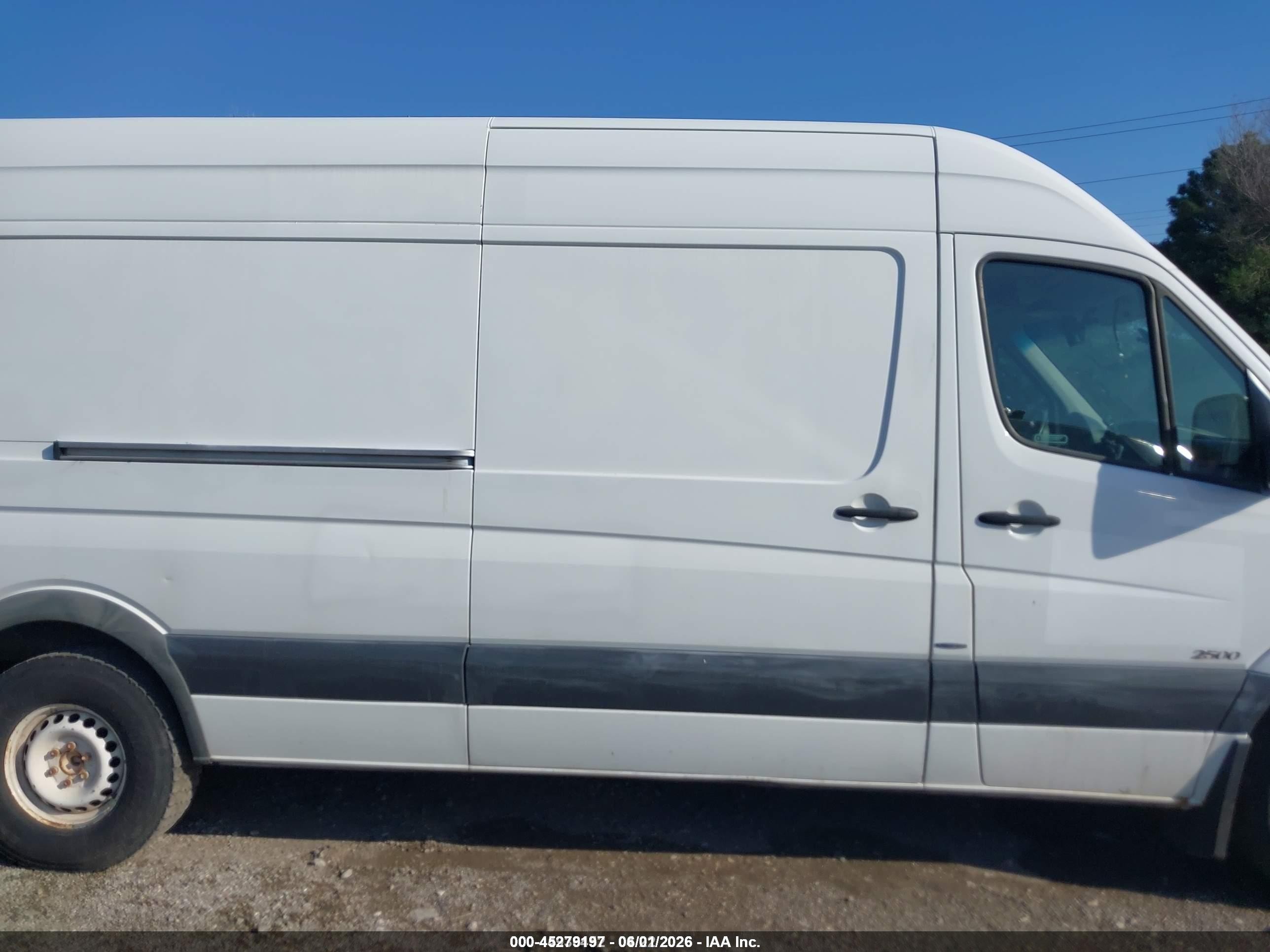 2012 Mercedes-benz Sprinter 2500 High Roof White vin: WD3PE8CB7C5672506