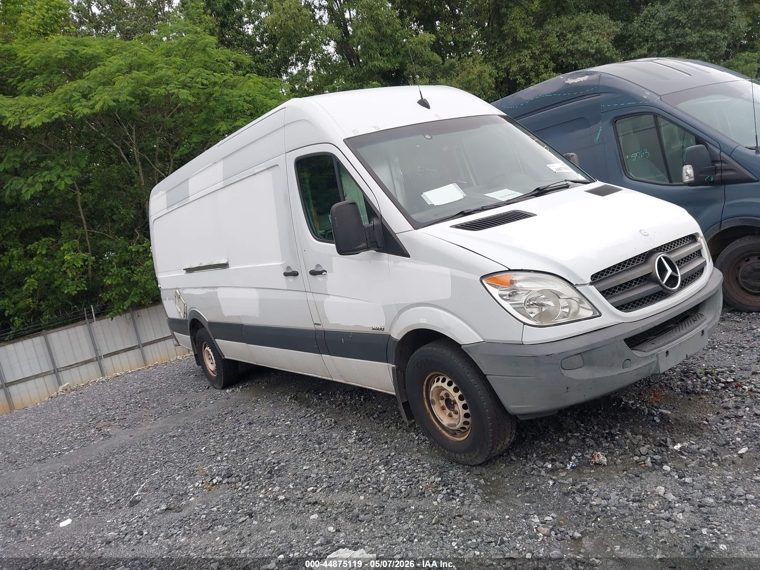 2011 Mercedes-benz Sprinter 2500 High Roof White vin: WD3PE8CB8B5608845