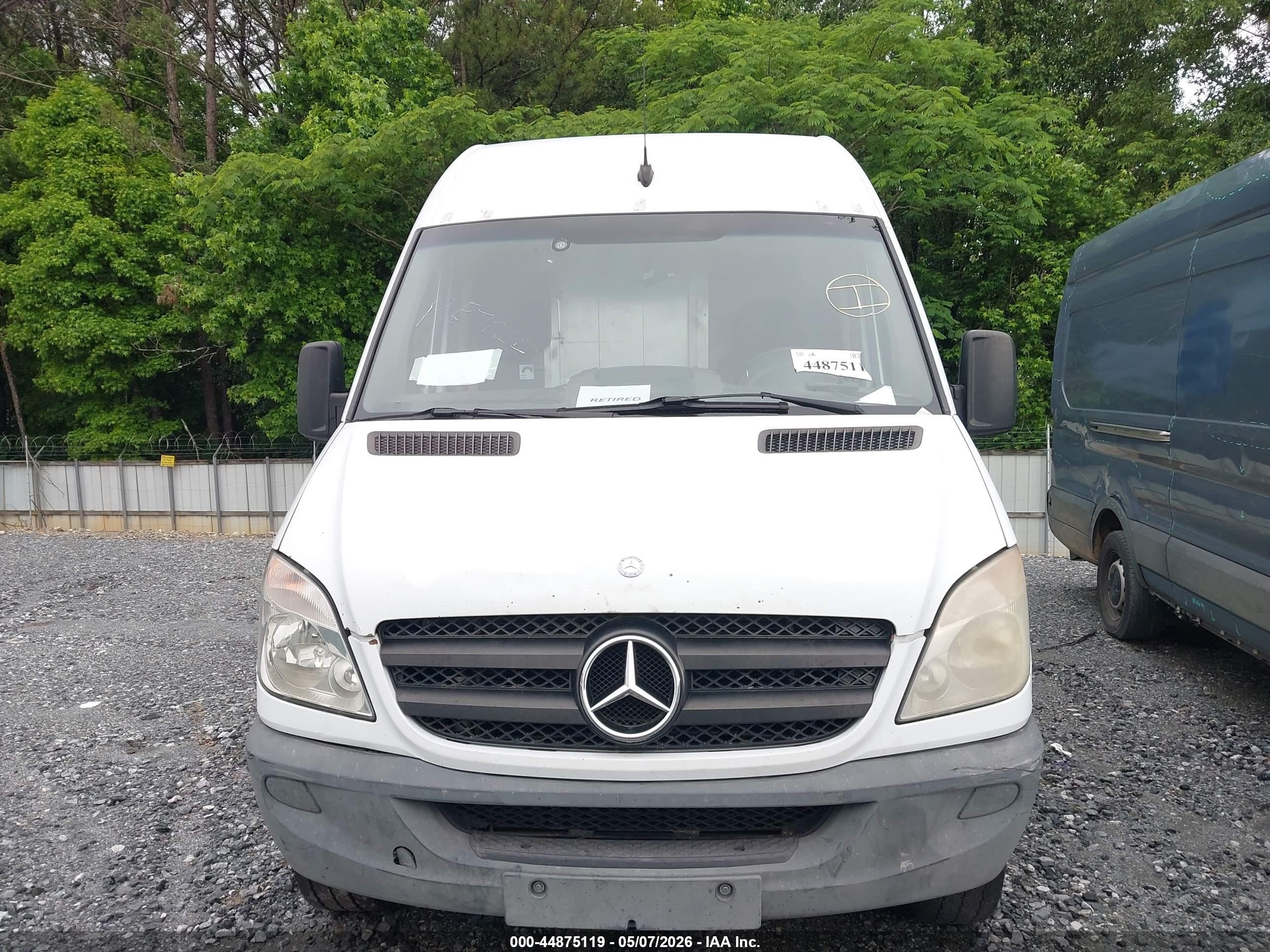 2011 Mercedes-benz Sprinter 2500 High Roof White vin: WD3PE8CB8B5608845