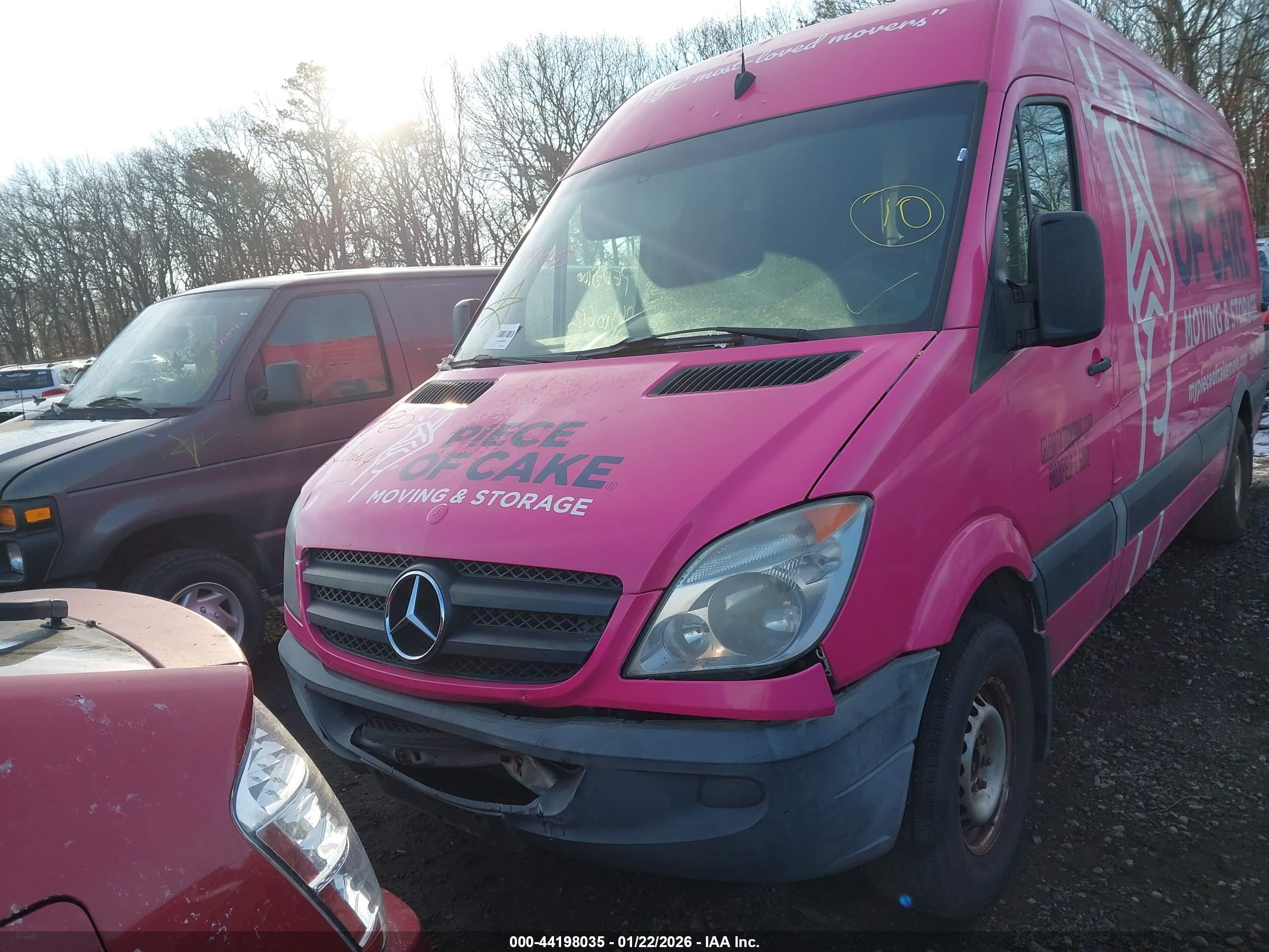 2012 Mercedes-benz Sprinter 2500 High Roof Pink vin: WD3PE8CB9C5613215