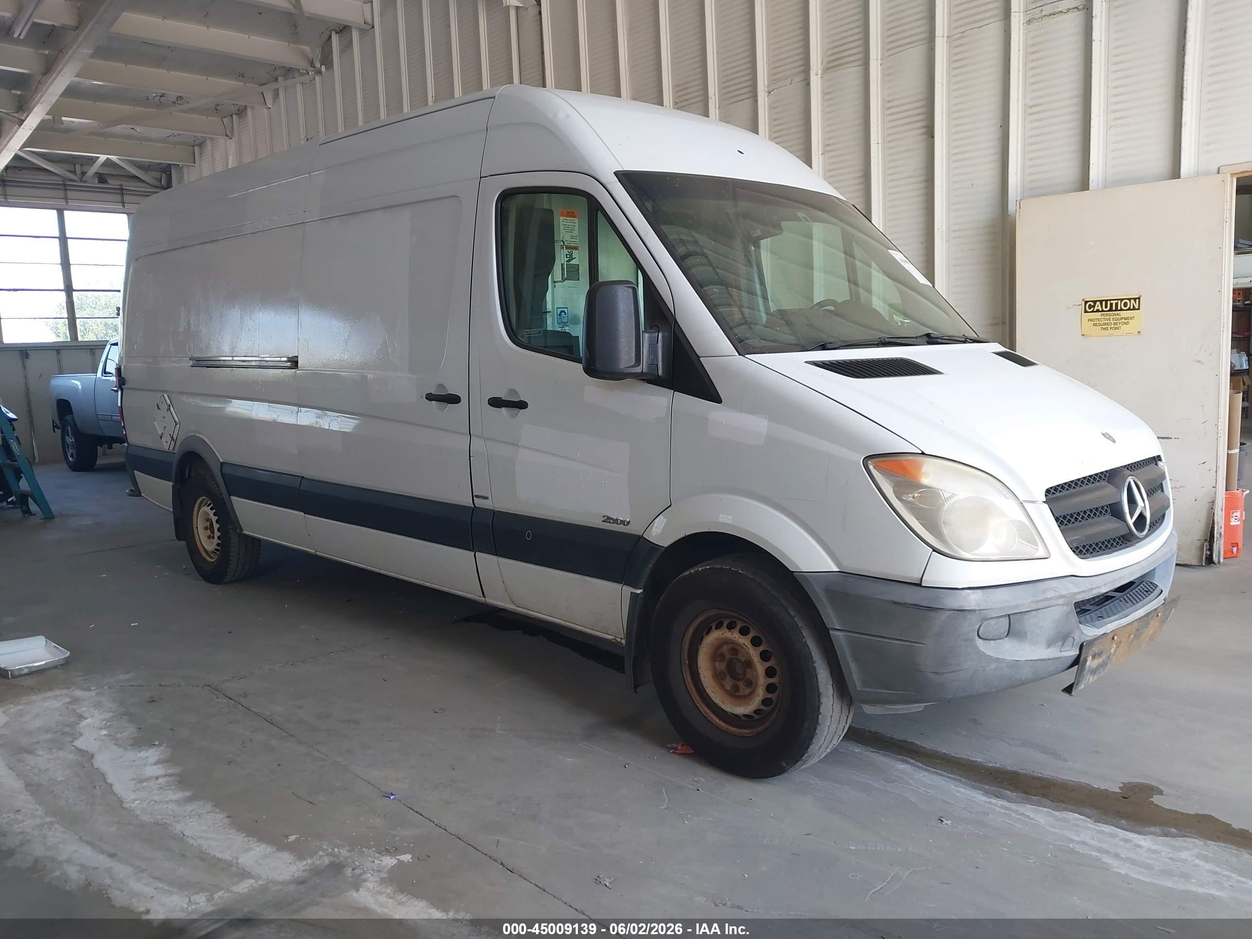 2012 Mercedes-benz Sprinter 2500 High Roof White vin: WD3PE8CBXC5696489