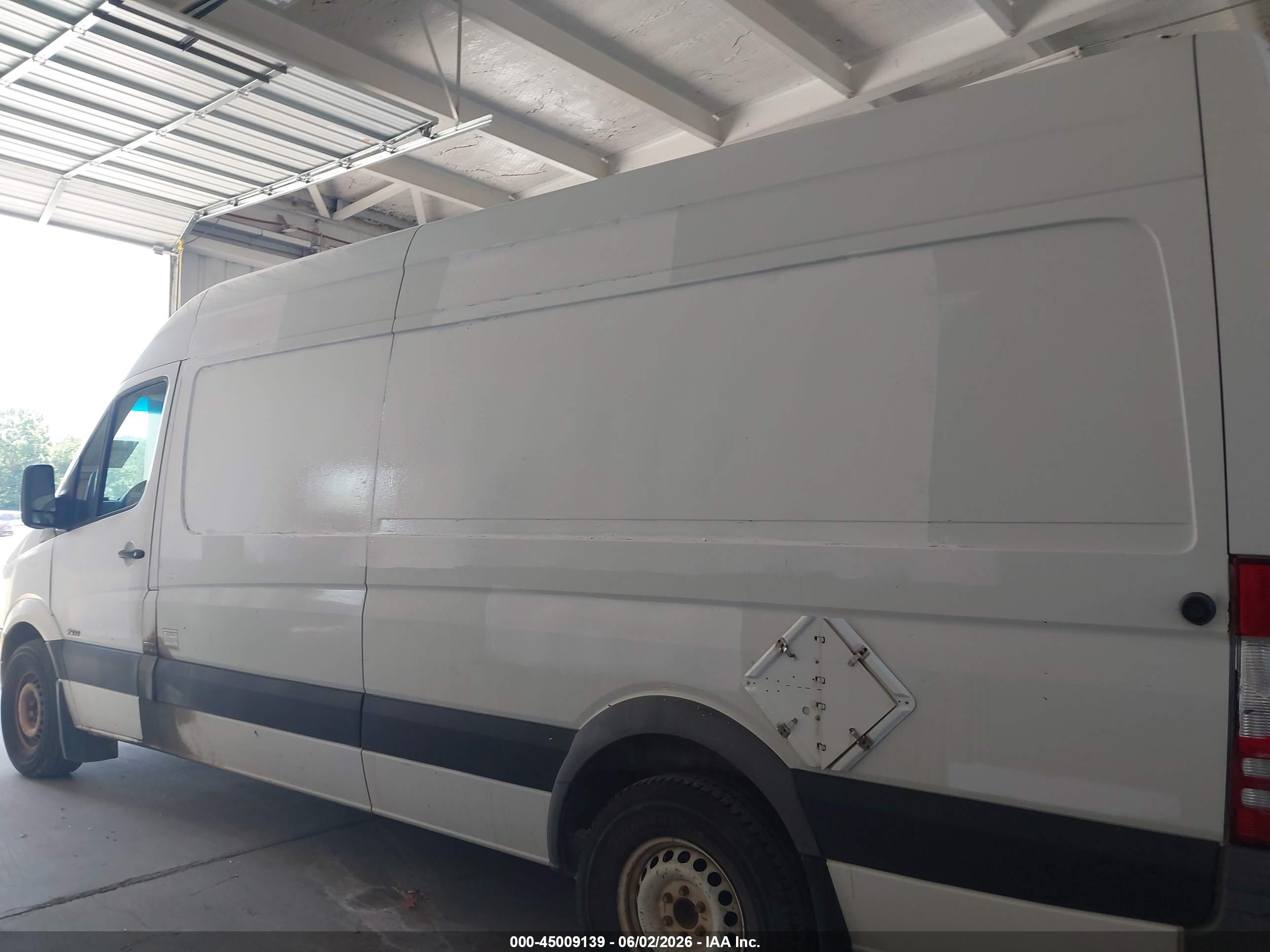 2012 Mercedes-benz Sprinter 2500 High Roof White vin: WD3PE8CBXC5696489