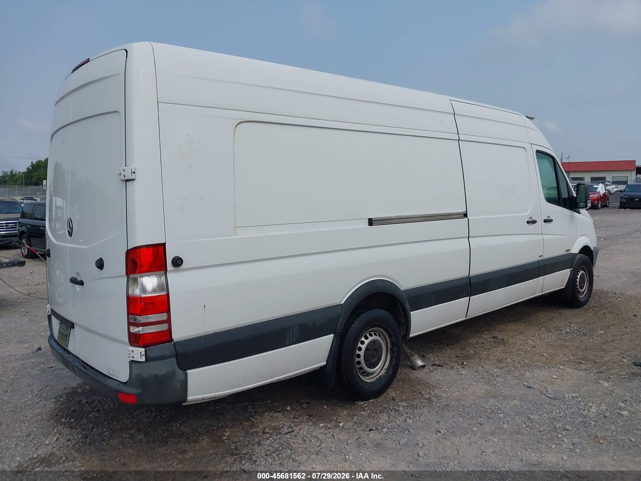 2013 Mercedes-benz Sprinter 2500 High Roof White vin: WD3PE8CC0D5767130