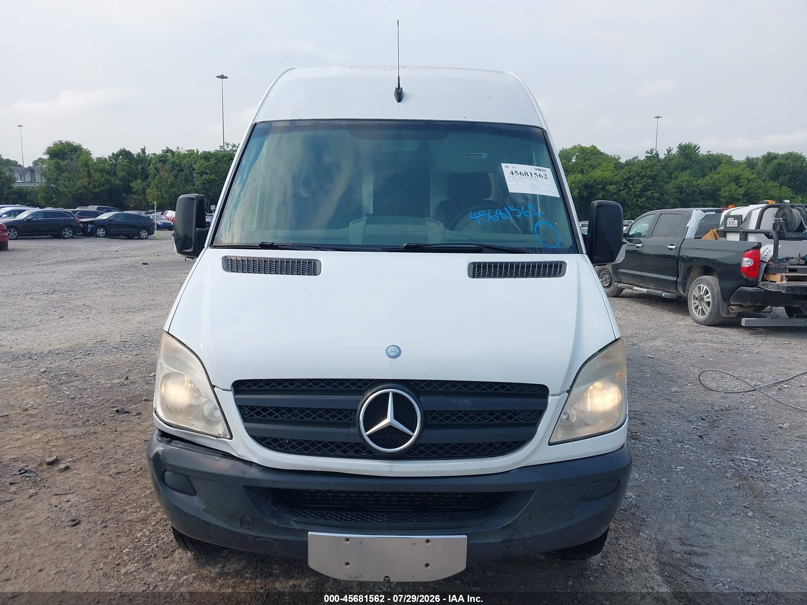 2013 Mercedes-benz Sprinter 2500 High Roof White vin: WD3PE8CC0D5767130