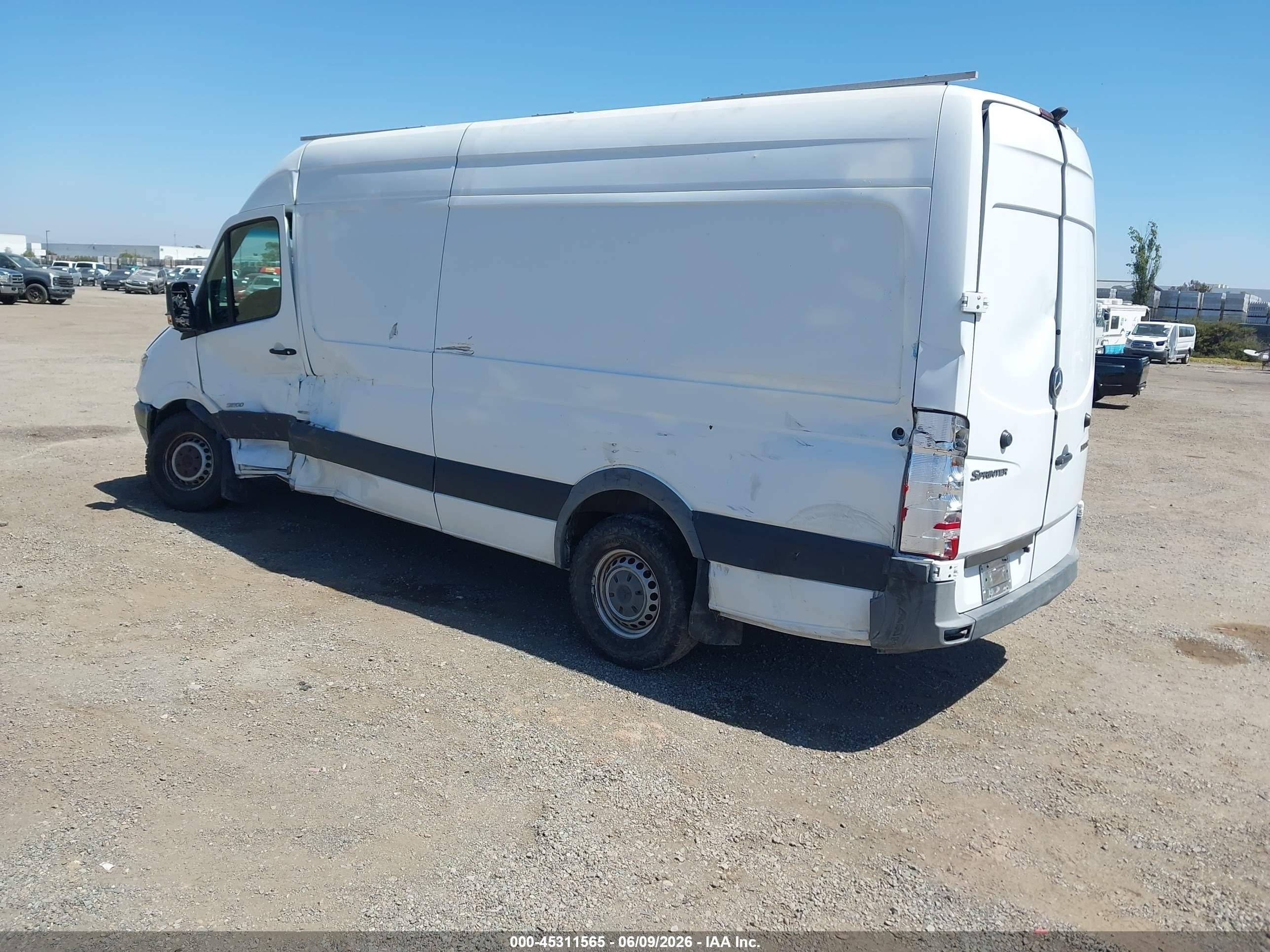2012 Mercedes-benz Sprinter 2500 High Roof White vin: WD3PE8CC2C5679419