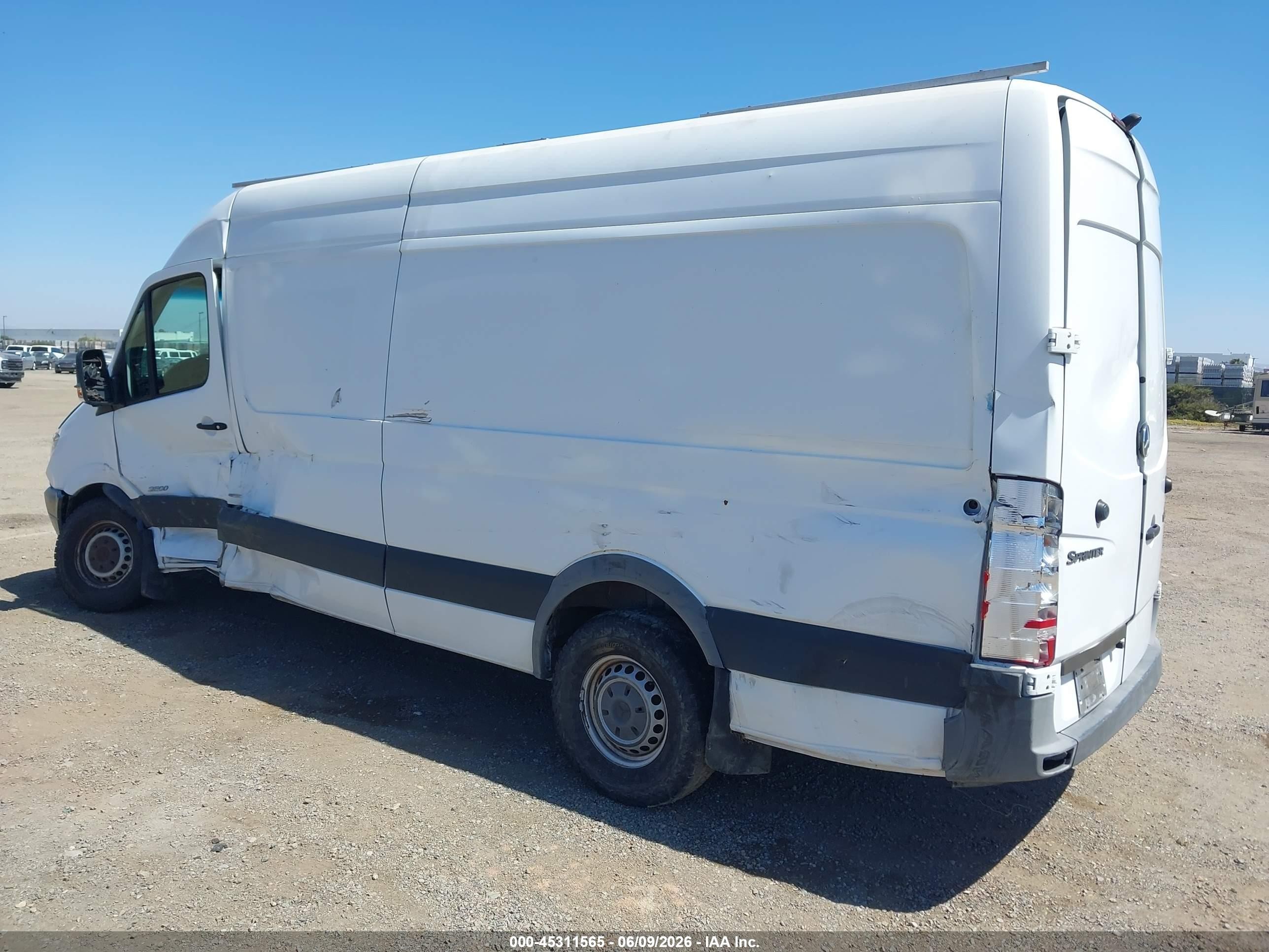 2012 Mercedes-benz Sprinter 2500 High Roof White vin: WD3PE8CC2C5679419